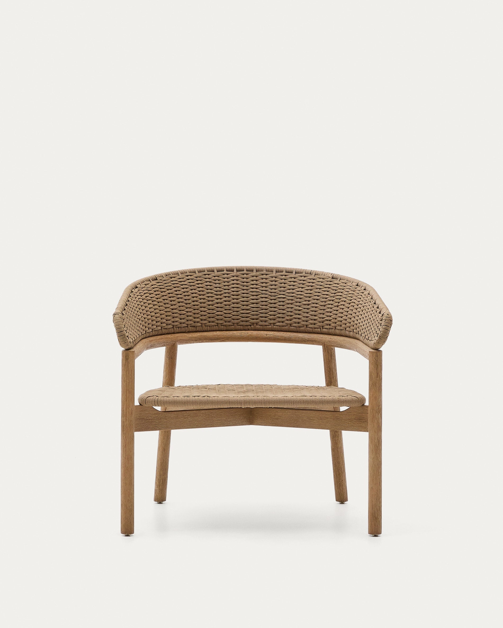 Sofa Arinella aus massivem Akazienholz mit Finish in natürlichem Farbton und beigem Seil F in Natur präsentiert im Onlineshop von KAQTU Design AG. Lounge Sofa ist von Kave Home