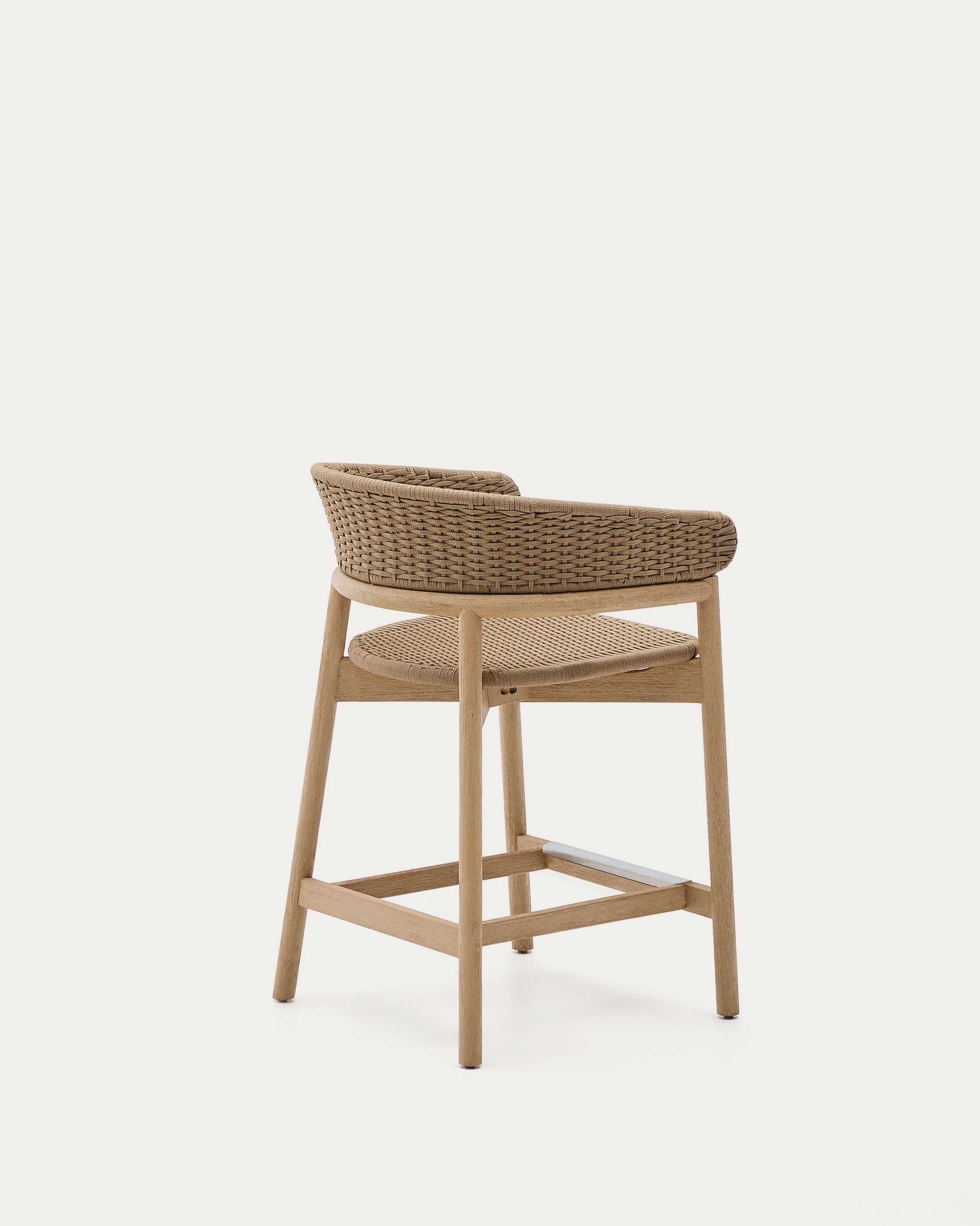 Hocker Arinella aus massivem Akazienholz mit Finish in natürlichem Farbton und beige Seil  in Natur präsentiert im Onlineshop von KAQTU Design AG. Hocker Outdoor ist von Kave Home