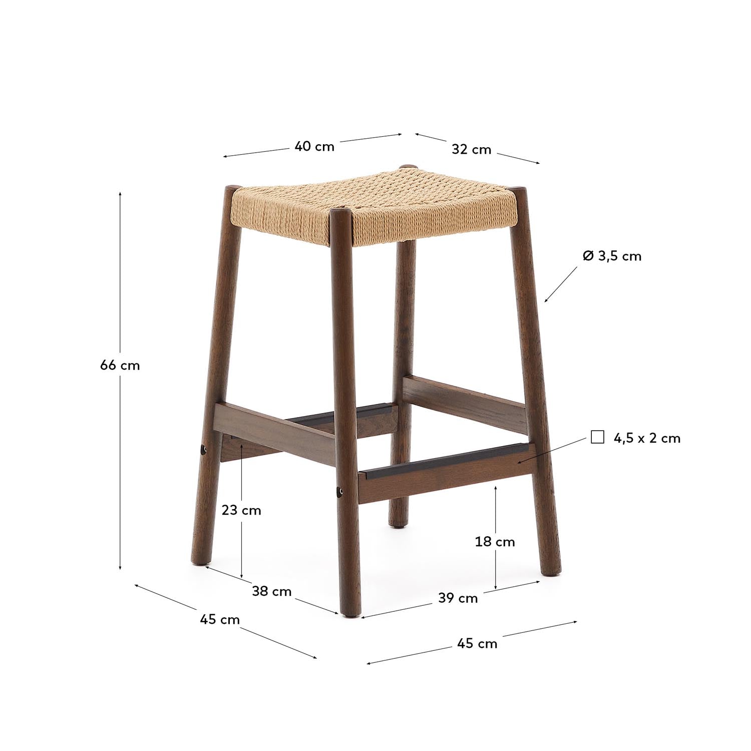 Yalia Hocker aus massivem Eichenholz mit Nussbaum-Finish und Seilsitz Höhe 65 cm FSC 100% in Natur, Braun präsentiert im Onlineshop von KAQTU Design AG. Hocker ist von Kave Home