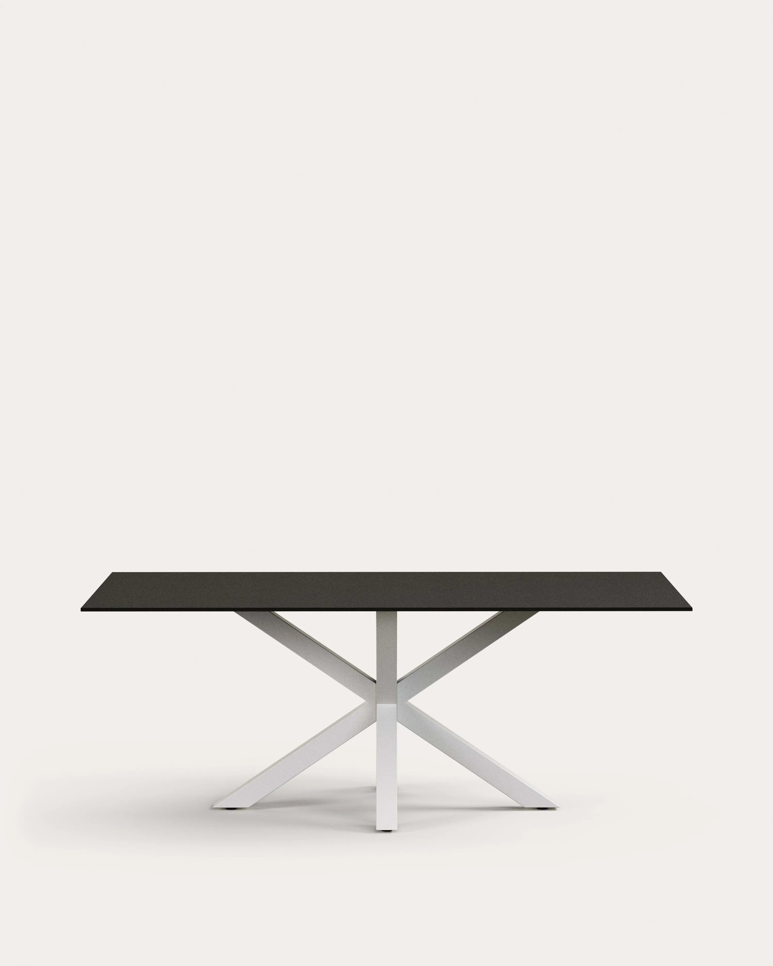 Eleganter Tisch Argo: Schwarzes Milchglas, weiße Stahlbeine, 200x100 cm. Modernes Design, robust und stilvoll.