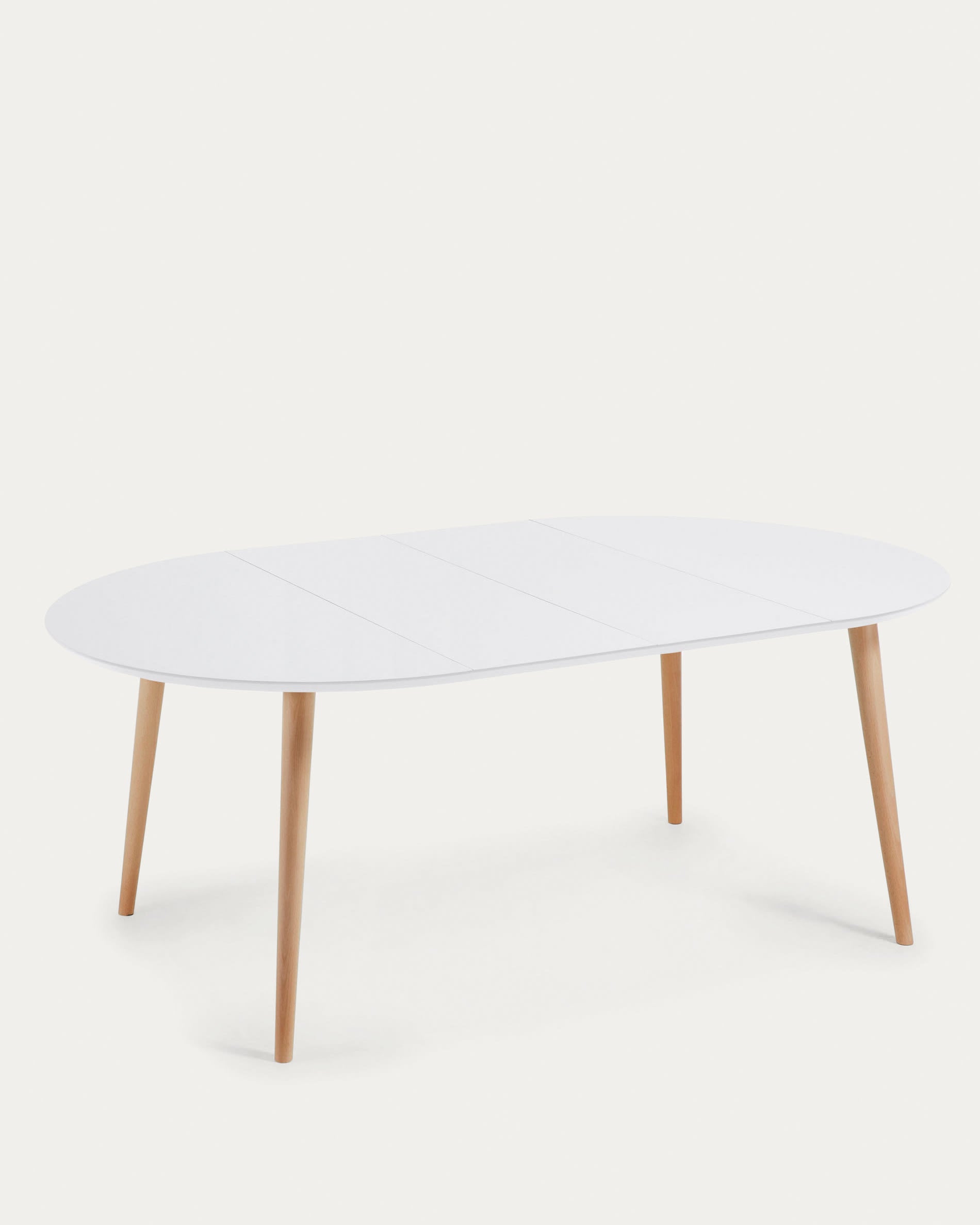 Oqui runder Ausziehtisch MDF weiss lackiert und Beine aus massiver Buche 120(200)x120 cm in Weiß präsentiert im Onlineshop von KAQTU Design AG. Esstisch ist von Kave Home