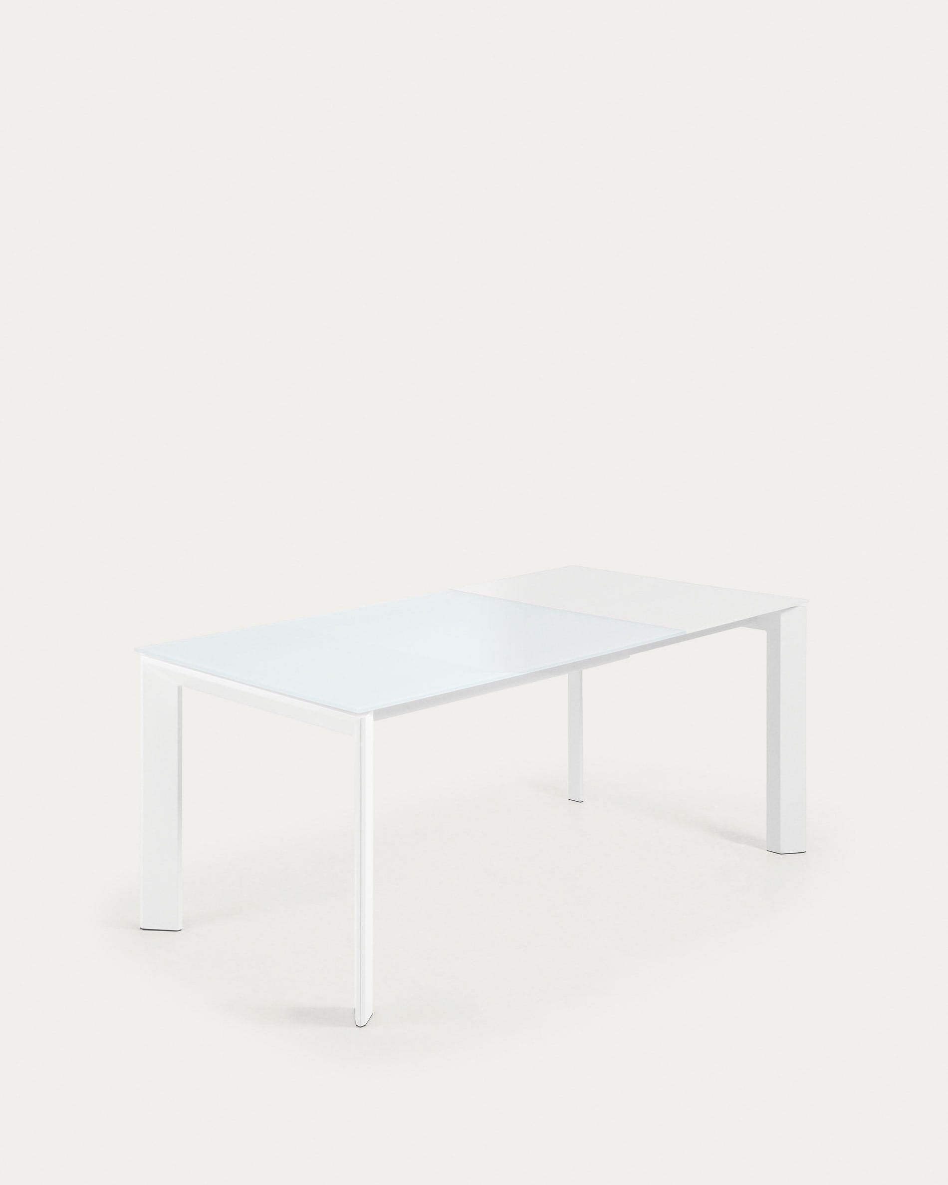 Axis Ausziehtisch aus Glas weiss und Stahlbeine mit weissem Finish 120 (180) cm in Weiß präsentiert im Onlineshop von KAQTU Design AG. Esstisch ist von Kave Home