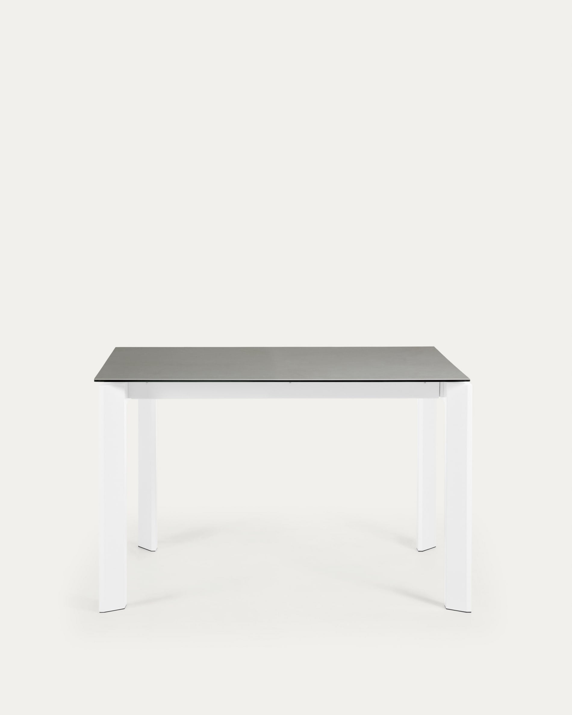 Axis Ausziehtisch Feinsteinzeug Hydra Plomo Finish Stahlbeine weiss 120 (180) cm  in Grau präsentiert im Onlineshop von KAQTU Design AG. Esstisch ist von Kave Home