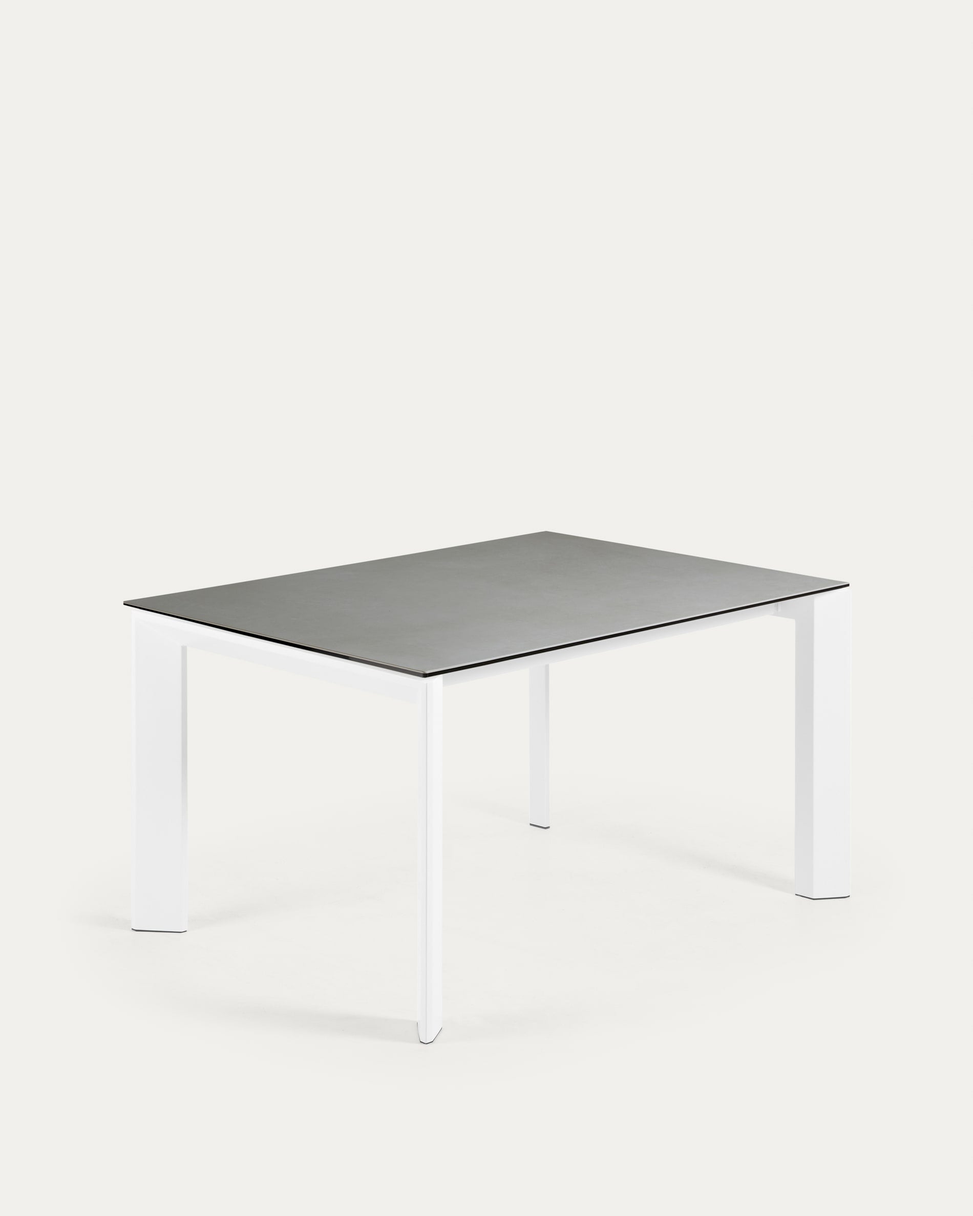 Axis Ausziehtisch Feinsteinzeug mit Hydra Plomo Finish Stahlbeine in Weiss 140 (200) cm in Grau präsentiert im Onlineshop von KAQTU Design AG. Esstisch ist von Kave Home