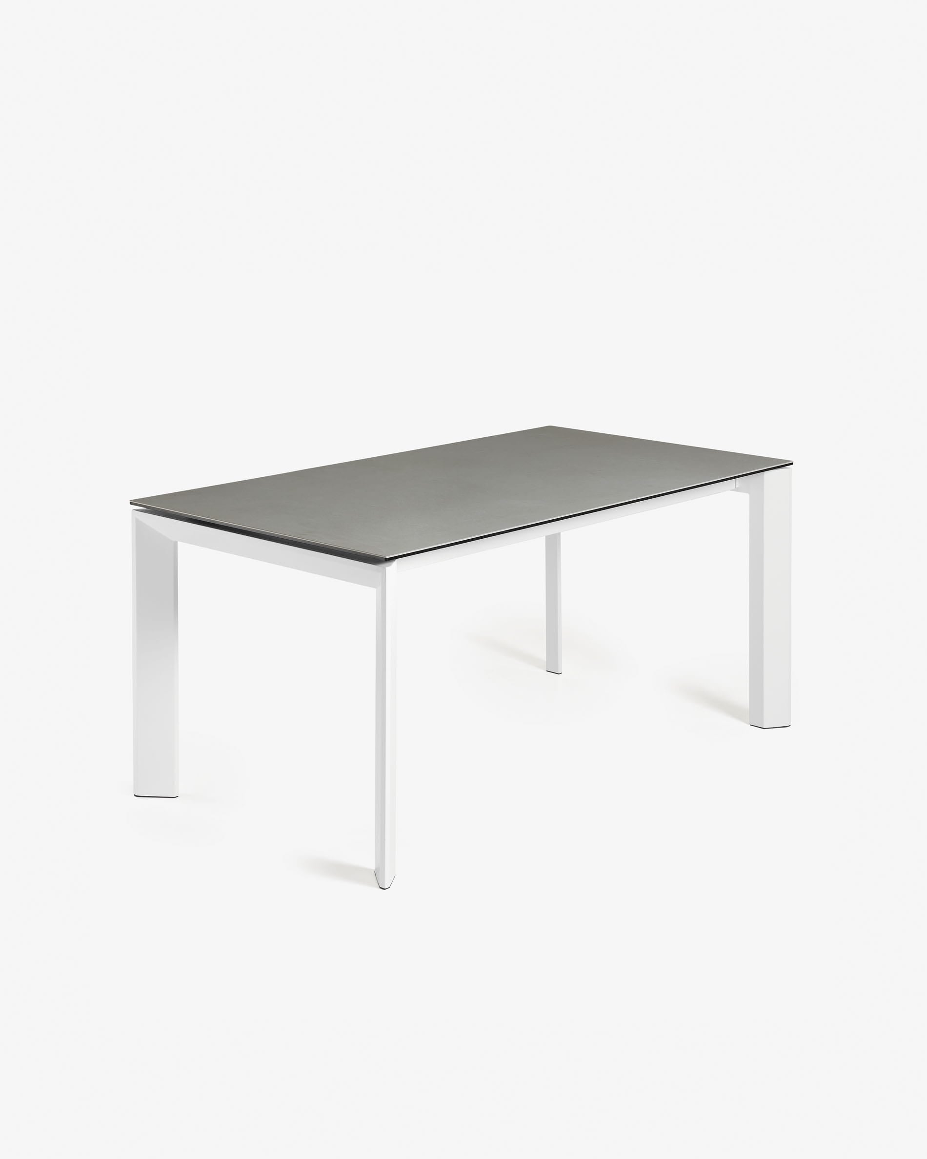 Axis Ausziehtisch Feinsteinzeug mit Hydra Plomo Finish Beine in Weiss 160 (220) cm in Grau präsentiert im Onlineshop von KAQTU Design AG. Esstisch ist von Kave Home