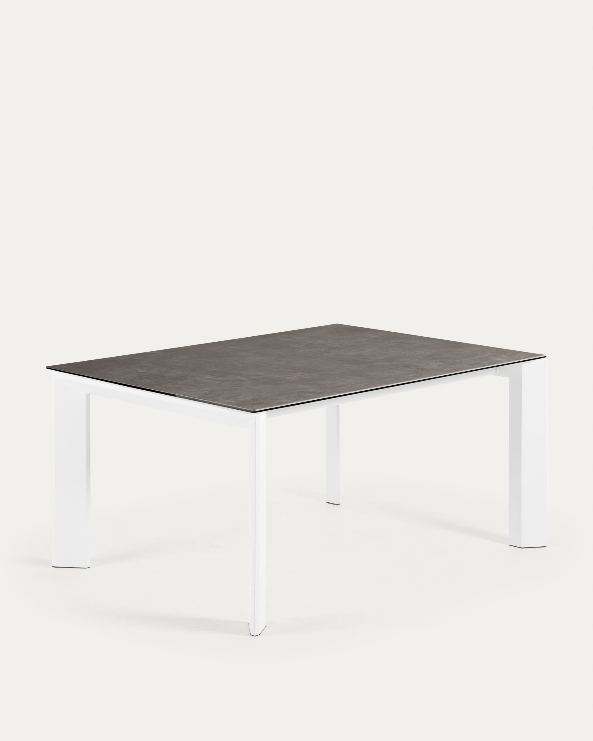 Axis Ausziehtisch Feinsteinzeug mit Vulcano Ceniza Finish Stahlbeine weiss 160 (220) cm  in Braun präsentiert im Onlineshop von KAQTU Design AG. Esstisch ist von Kave Home