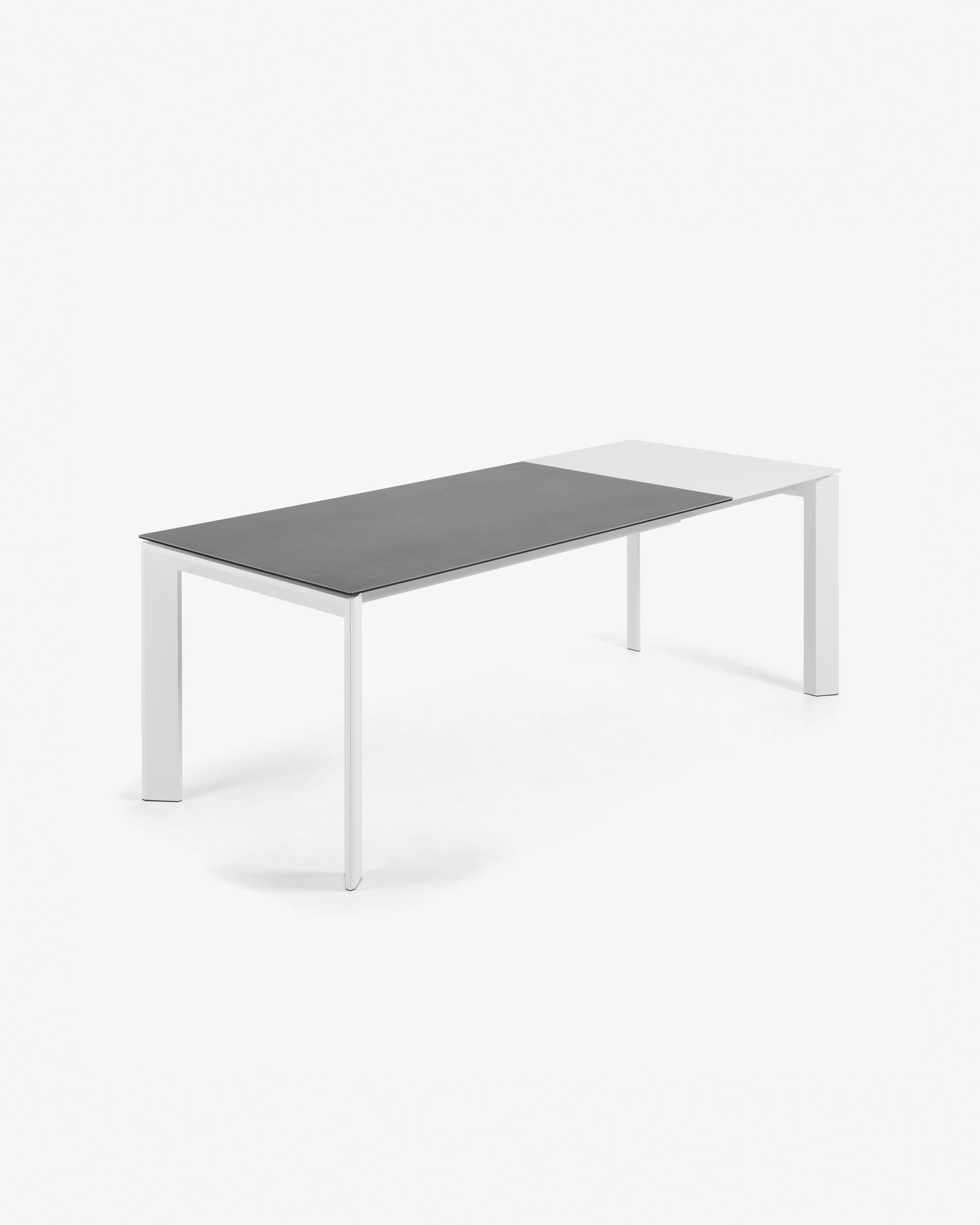 Axis Ausziehtisch Feinsteinzeug Vulcano Roca Finish Beine weiss 160 (220) cm in Grau präsentiert im Onlineshop von KAQTU Design AG. Esstisch ist von Kave Home