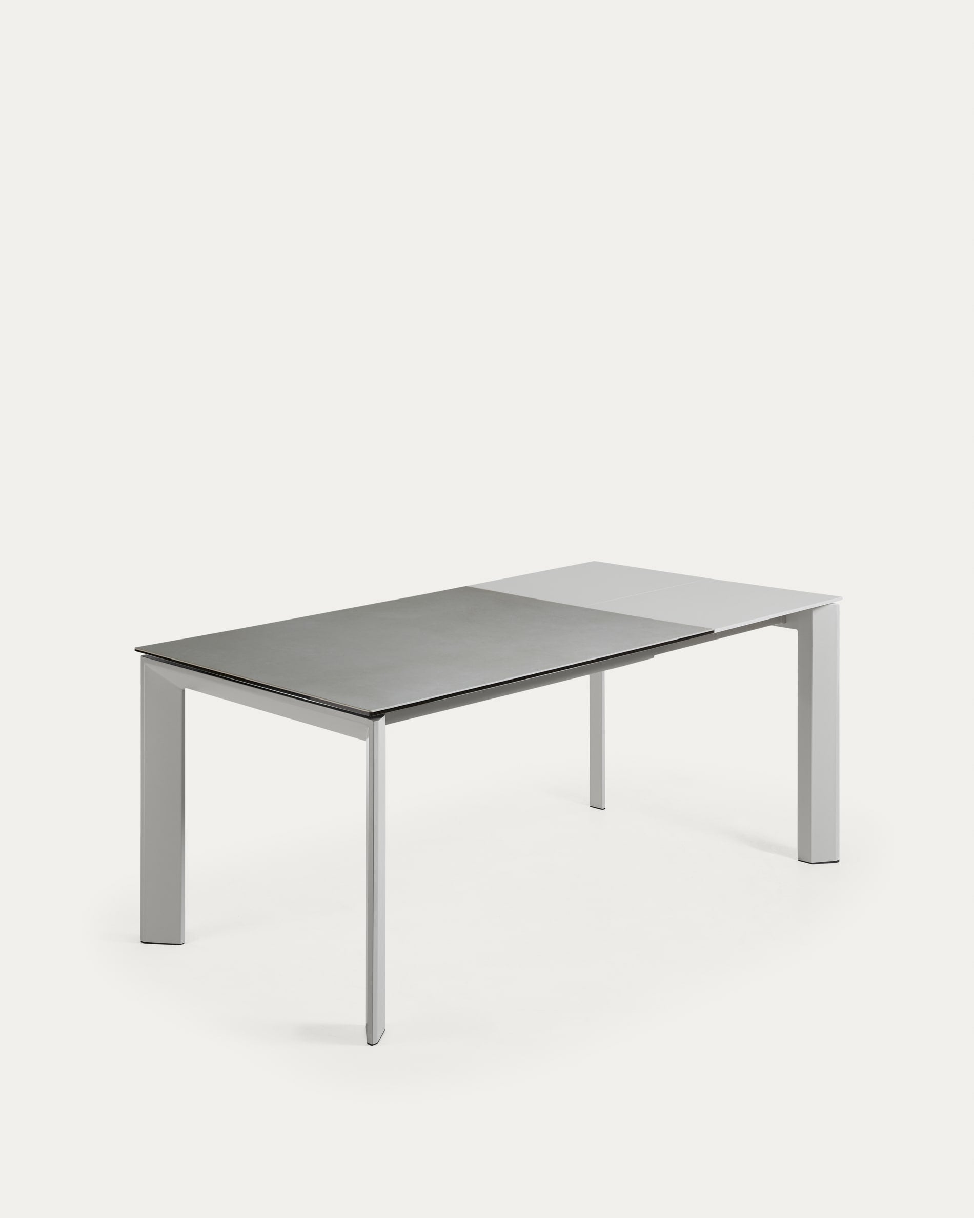 Axis Ausziehtisch Feinsteinzeug mit Hydra Plomo Finish und Stahlbeine grau 120 (180) cm  in Grau präsentiert im Onlineshop von KAQTU Design AG. Esstisch ist von Kave Home