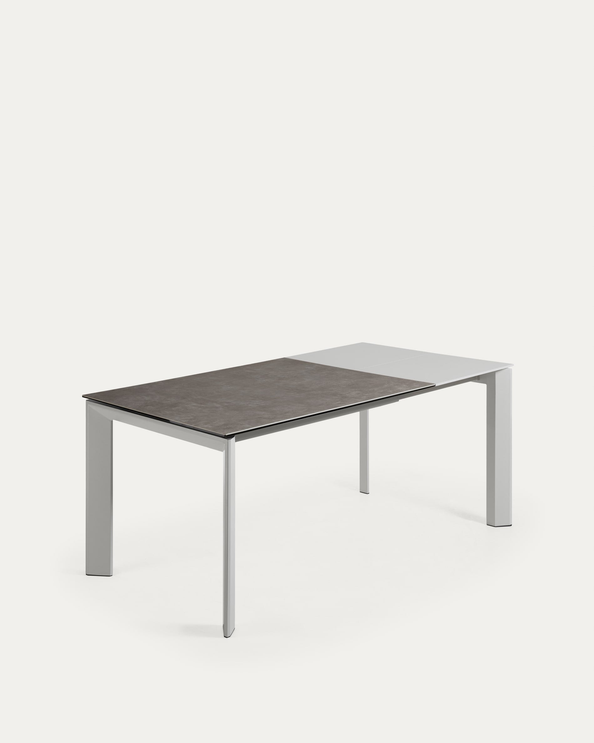 Axis Ausziehtisch Feinsteinzeug Vulcano Ceniza Finish Stahlbeine grau 120 (180) cm  in Grau präsentiert im Onlineshop von KAQTU Design AG. Esstisch ist von Kave Home