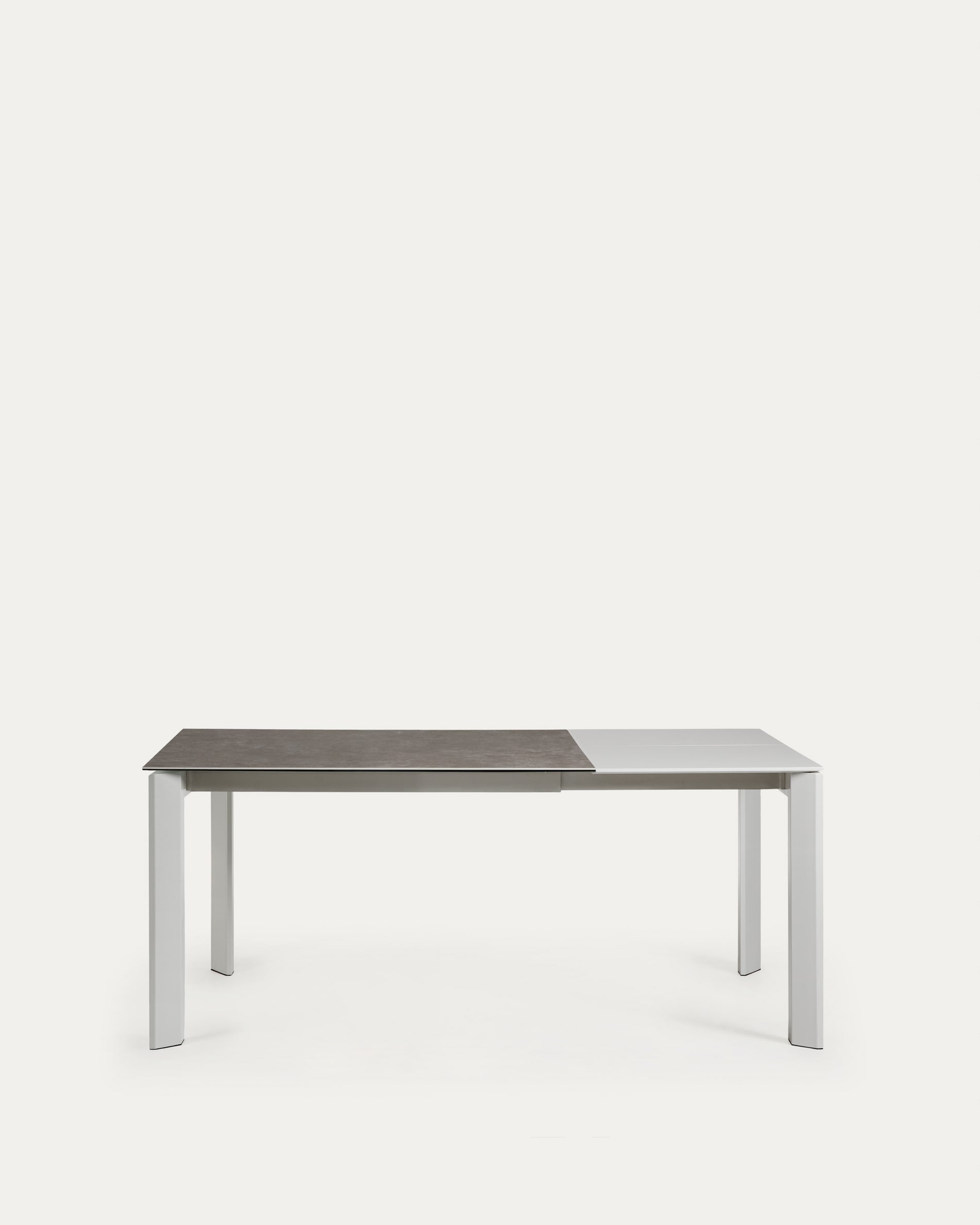 Axis Ausziehtisch Feinsteinzeug Vulcano Ceniza Finish Stahlbeine grau 120 (180) cm  in Grau präsentiert im Onlineshop von KAQTU Design AG. Esstisch ist von Kave Home