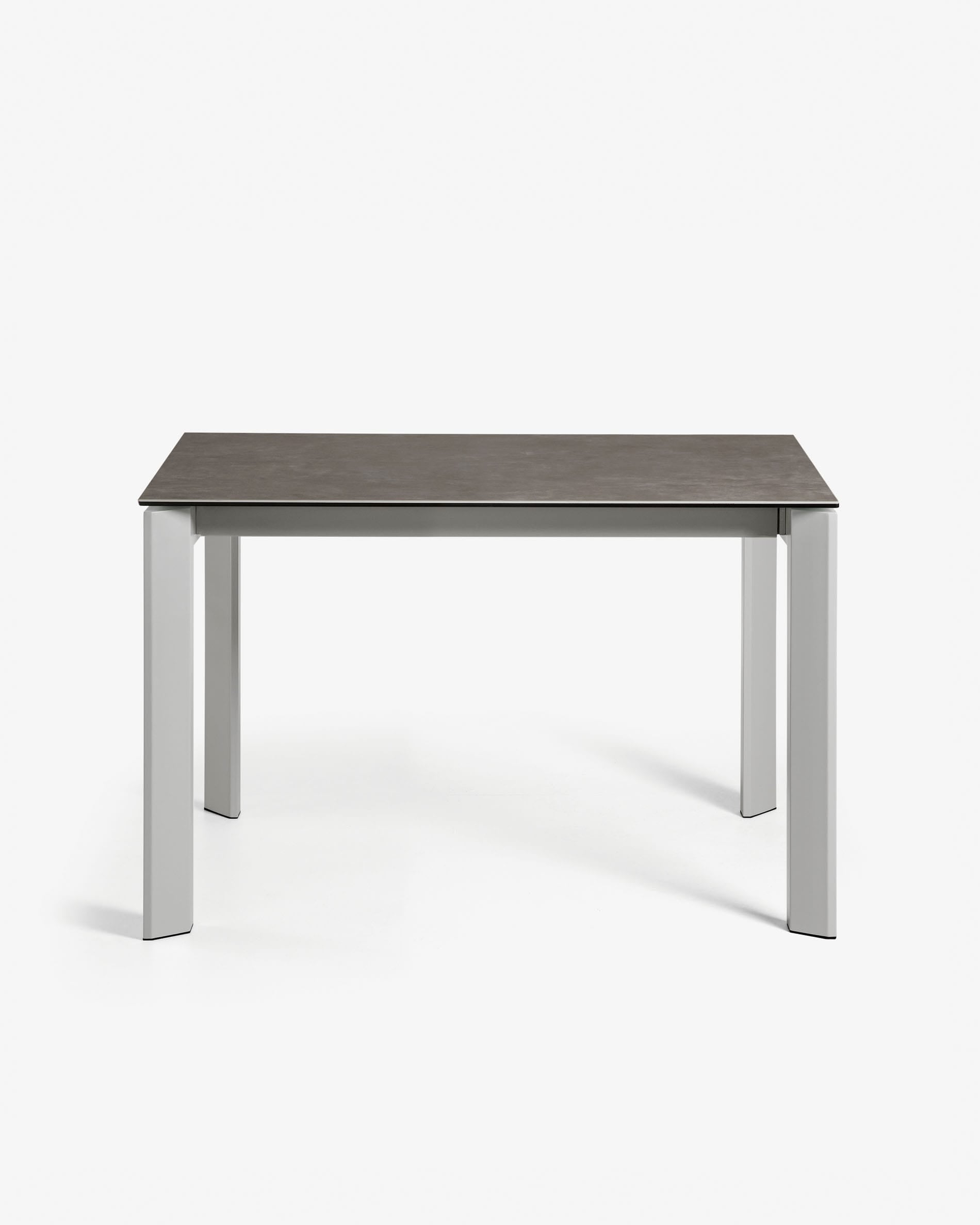 Axis Ausziehtisch Feinsteinzeug Vulcano Ceniza Finish Stahlbeine in Grau 140 (200) cm in Grau präsentiert im Onlineshop von KAQTU Design AG. Esstisch ist von Kave Home