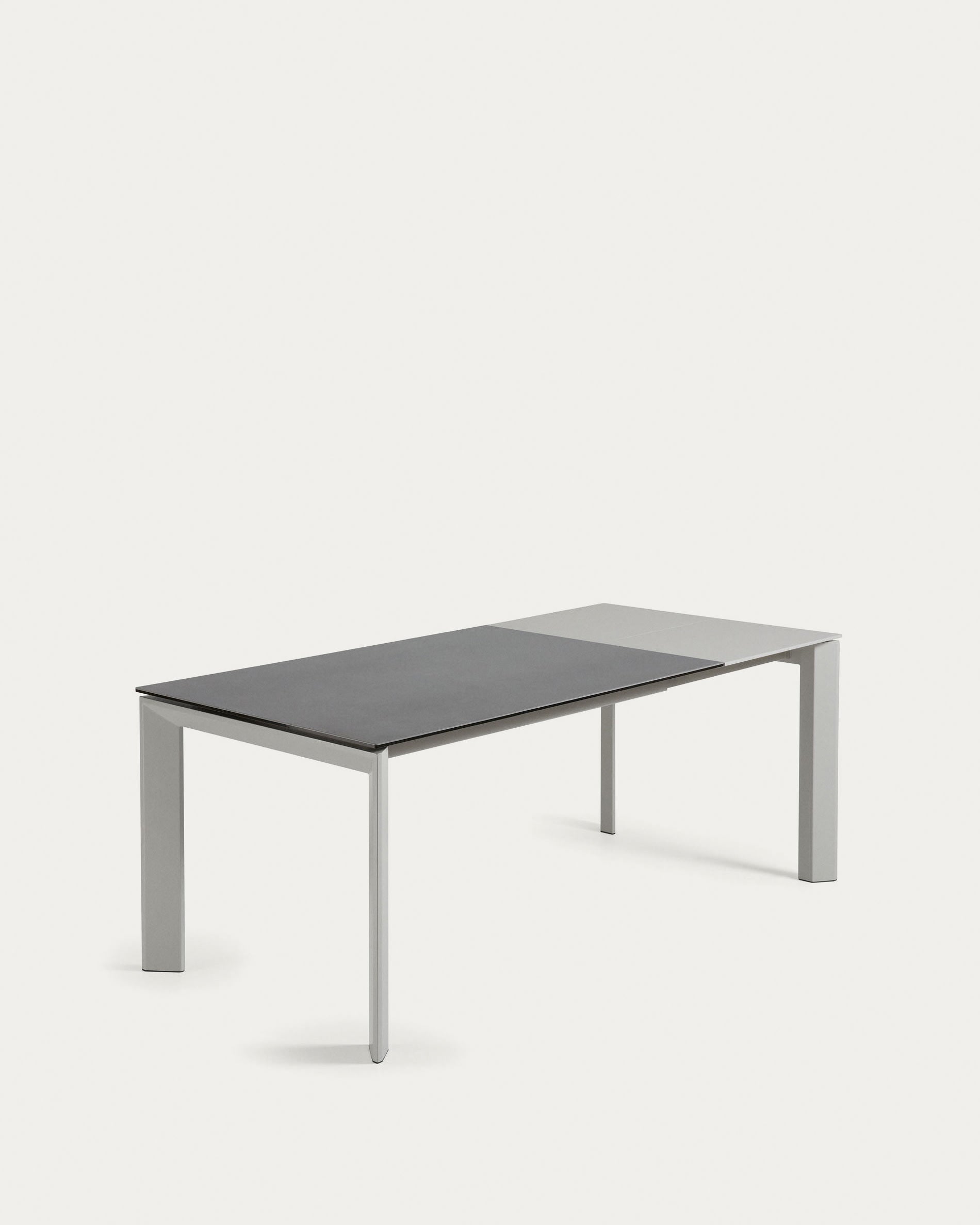 Axis Ausziehtisch Feinsteinzeug Vulcano Roca Finish Beine grau 140 (200) cm in Grau präsentiert im Onlineshop von KAQTU Design AG. Esstisch ist von Kave Home