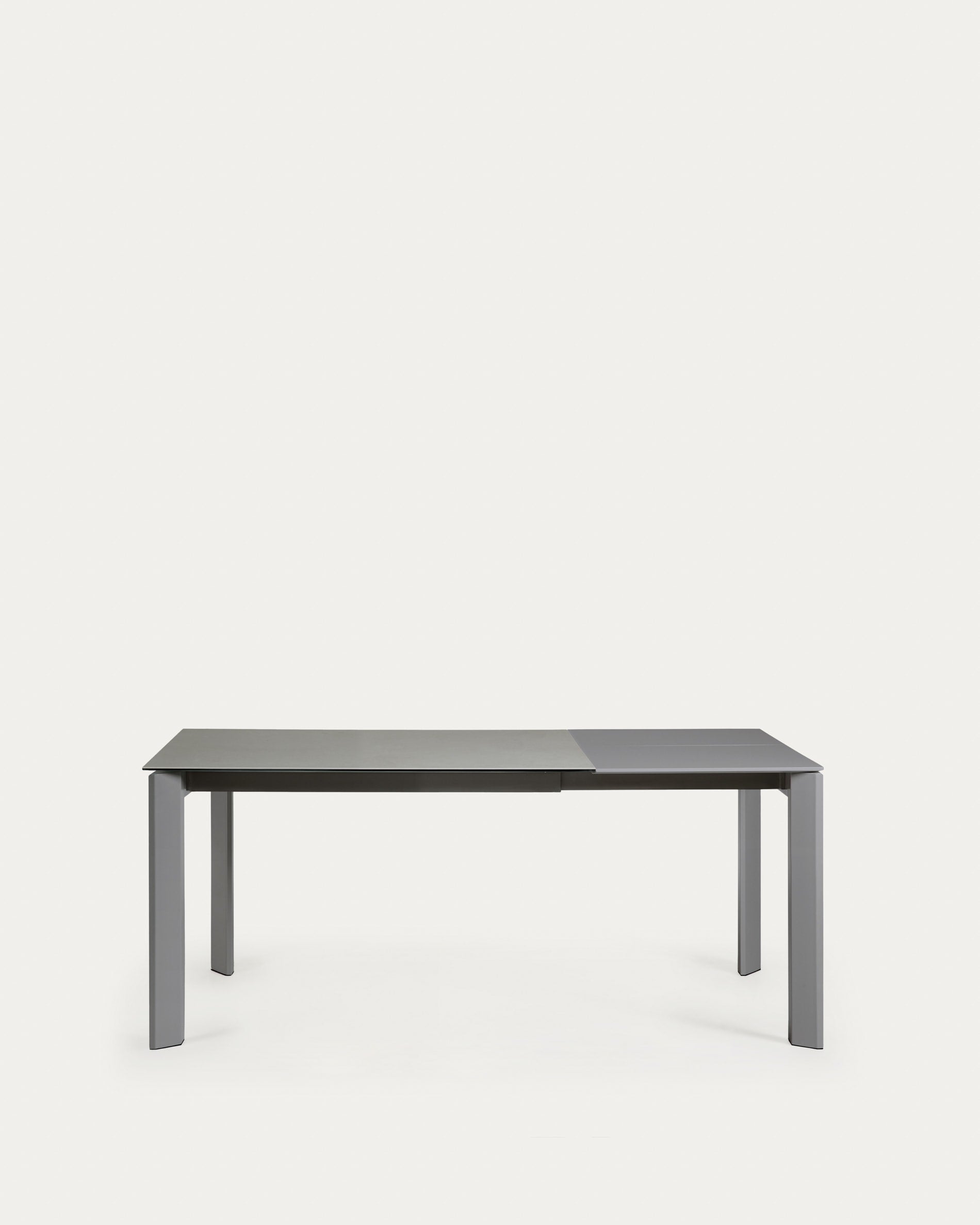 Axis Ausziehtisch Feinsteinzeug Hydra Plomo Finish und Stahlbeine Anthrazit 120 (180) cm  in Grau präsentiert im Onlineshop von KAQTU Design AG. Esstisch ist von Kave Home