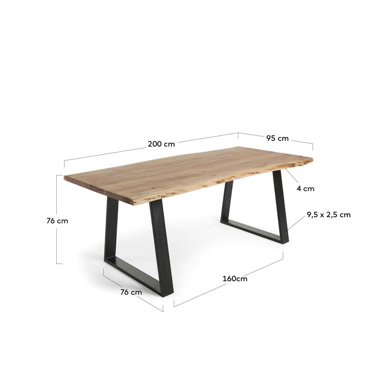 Alaia Tisch 200 x 95 cm aus massivem Akazienholz und schwarzen Stahlbeinen in Braun präsentiert im Onlineshop von KAQTU Design AG. Esstisch ist von Kave Home