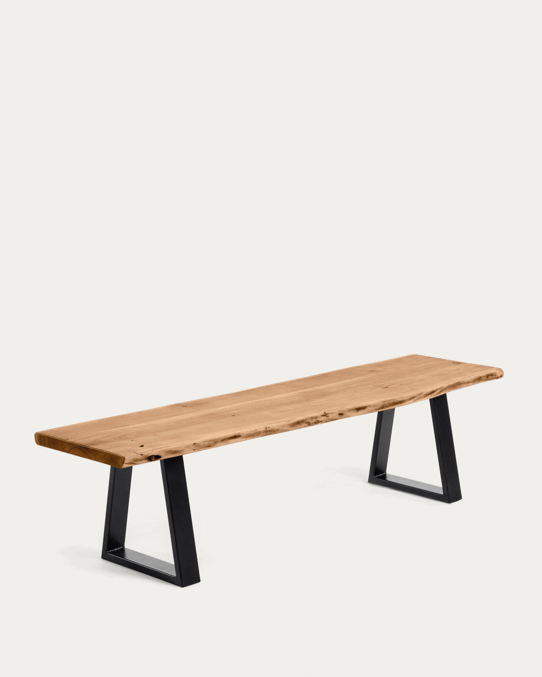 Alaia Bank aus massivem Akazienholz und Stahl schwarz lackiert 180 cm in Braun präsentiert im Onlineshop von KAQTU Design AG. Sitzbank ist von Kave Home