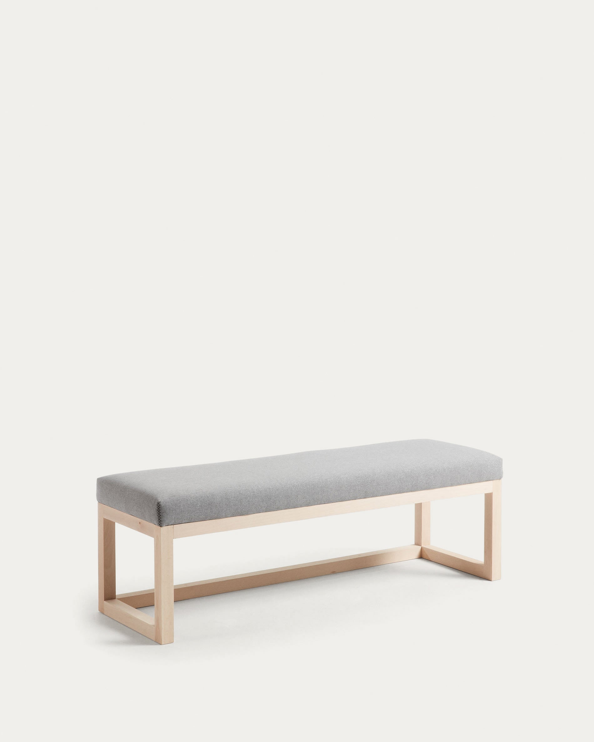 Loya Polsterbank grau und massives Buchenholz 128 cm in Grau präsentiert im Onlineshop von KAQTU Design AG. Sitzbank ist von Kave Home