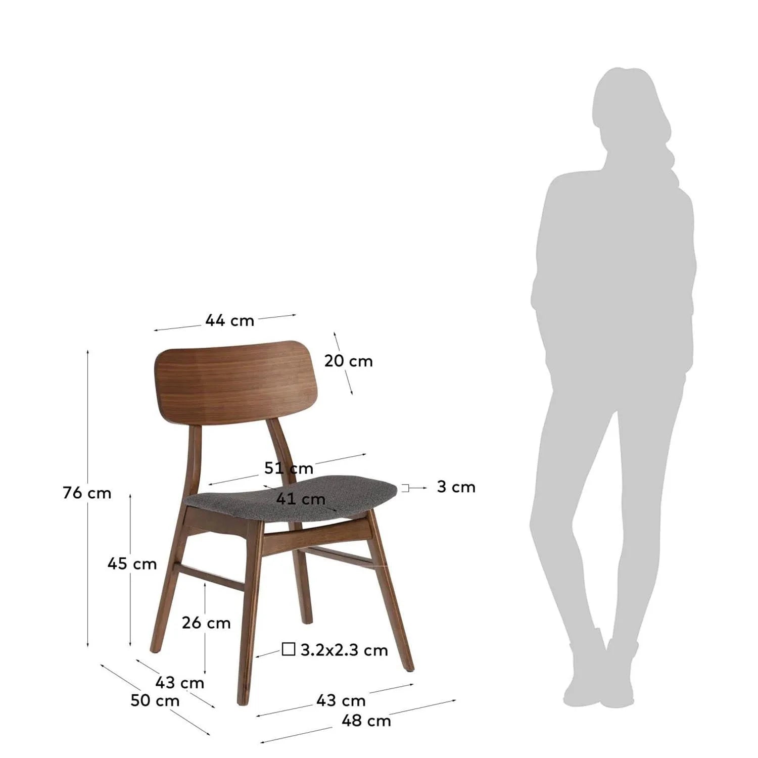 Selia Stuhl aus Nussbaumfurnier mit Kautschukholz und Polster