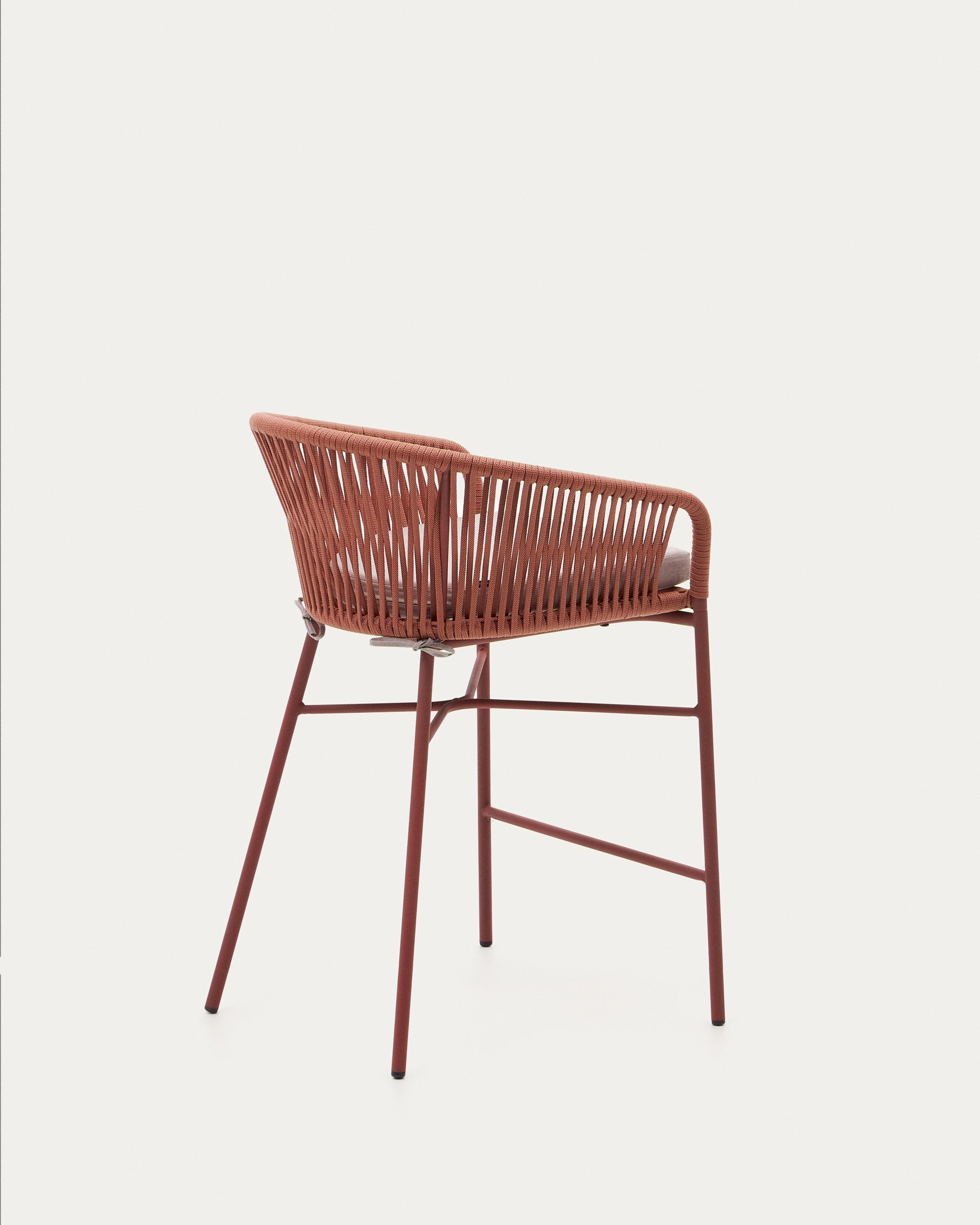 Yanet stapelbarer Hocker aus Seil in Terrakotta Höhe 65 cm in Terrakotta präsentiert im Onlineshop von KAQTU Design AG. Hocker Outdoor ist von Kave Home