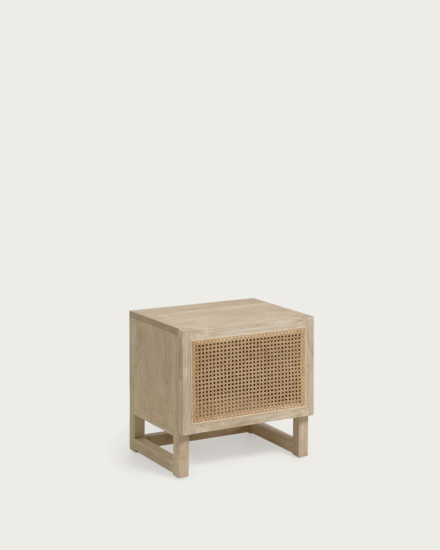 Rexit Nachttisch aus massivem Holz und Mindi Furnier mit Rattan 50 x 48 cm in Braun präsentiert im Onlineshop von KAQTU Design AG. Esstisch ist von Kave Home