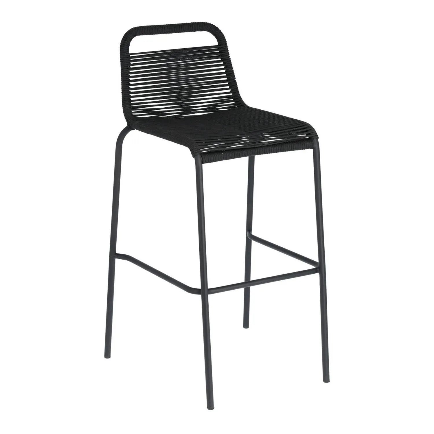 Lambton stapelbarer Hocker aus schwarzem Seil und Stahl mit schwarzem Finish Höhe 74 cm in Schwarz präsentiert im Onlineshop von KAQTU Design AG. Hocker Outdoor ist von Kave Home