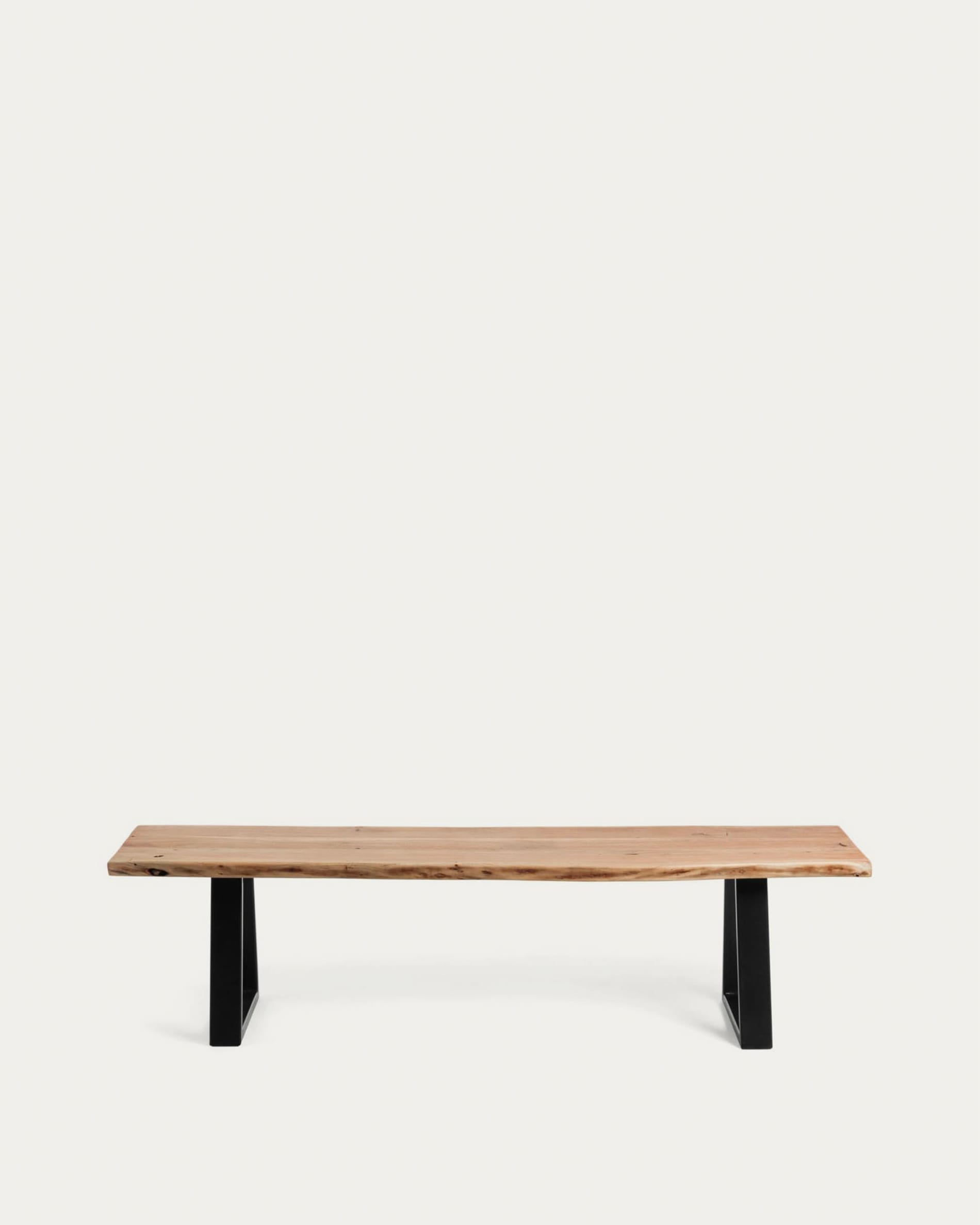 Alaia Bank aus massivem Akazienholz und Stahl schwarz lackiert 160 cm in Braun präsentiert im Onlineshop von KAQTU Design AG. Sitzbank ist von Kave Home