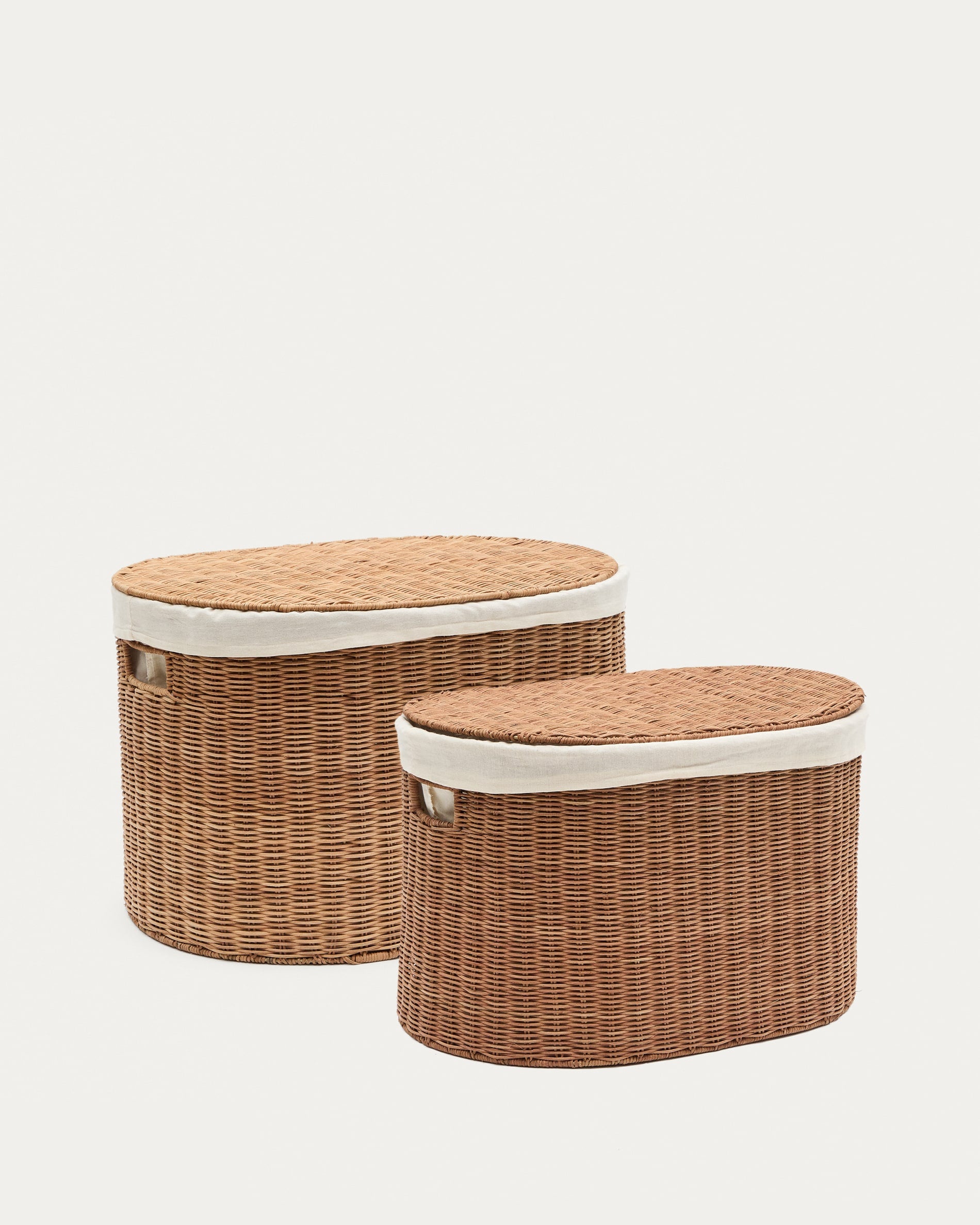 Set Indali aus 2 Körben aus Rattan Ø 50 cm / Ø 55 cm in Braun präsentiert im Onlineshop von KAQTU Design AG. Aufbewahrungskorb ist von Kave Home