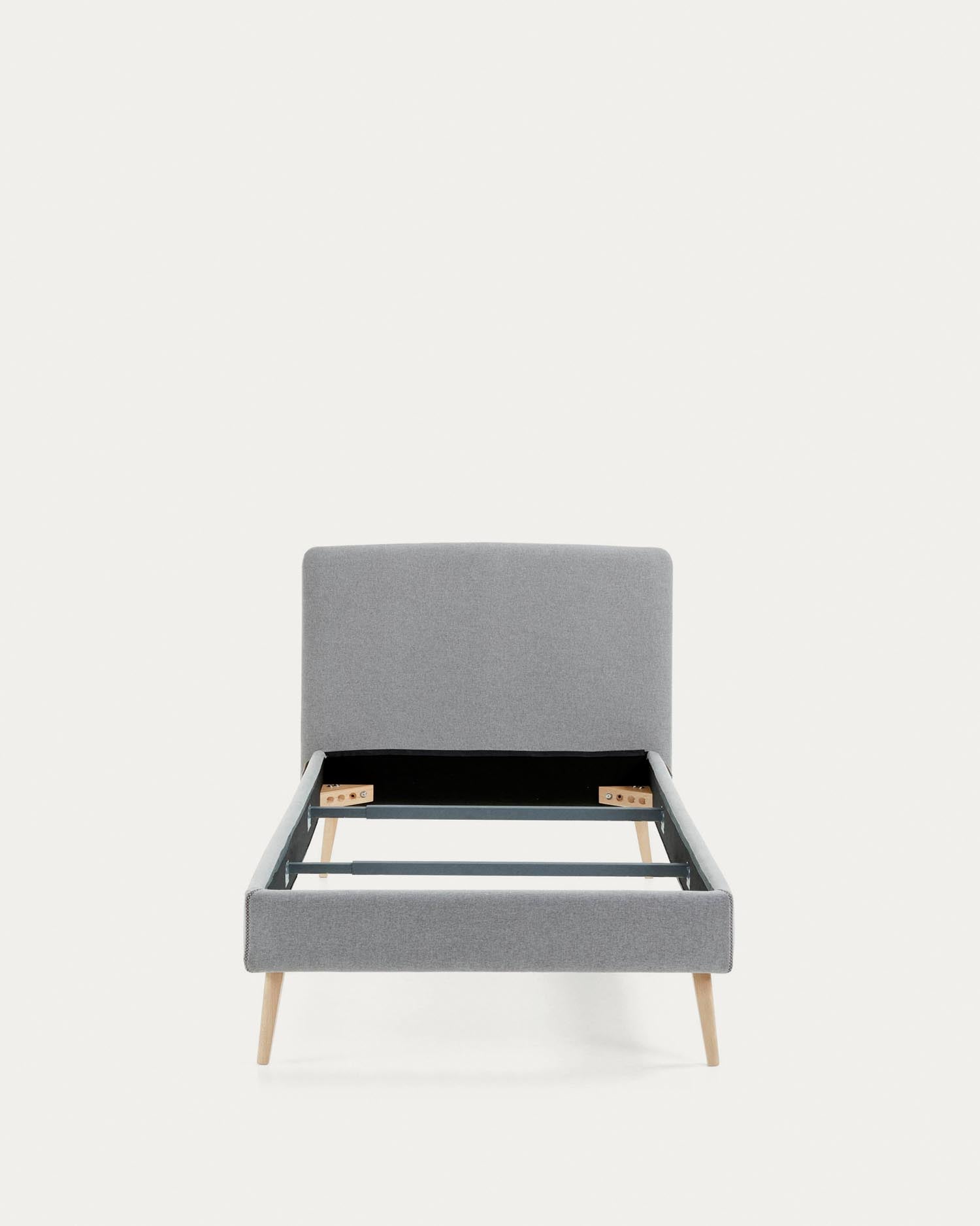 Dyla Bezug in Grau für Bett mit Matratzengrösse von 90 x 190 cm in Grau präsentiert im Onlineshop von KAQTU Design AG. Zubehör Bett ist von Kave Home