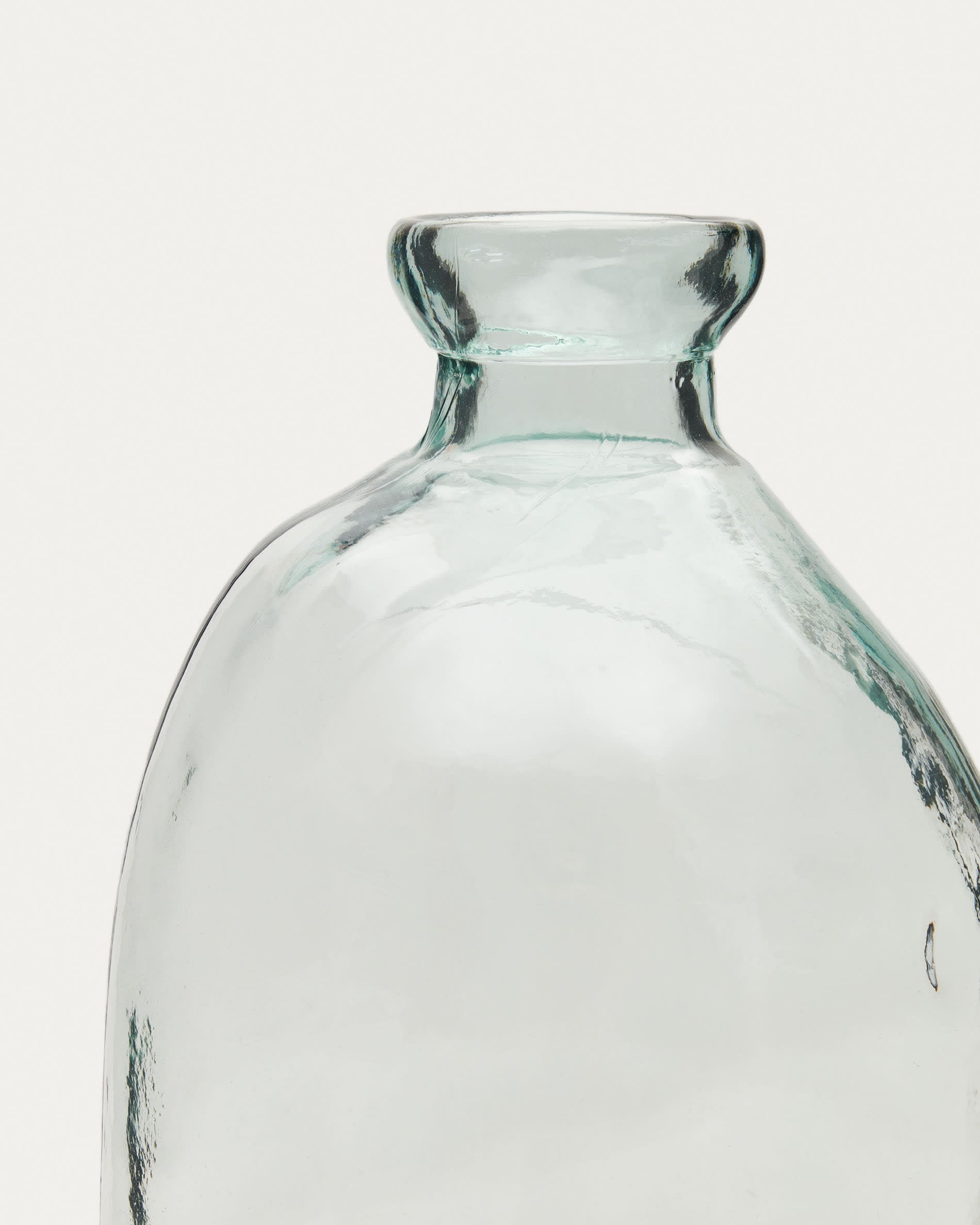 Brenna Vase aus transparentem Glas 100% recycelt 73 cm in Klar präsentiert im Onlineshop von KAQTU Design AG. Vase ist von Kave Home