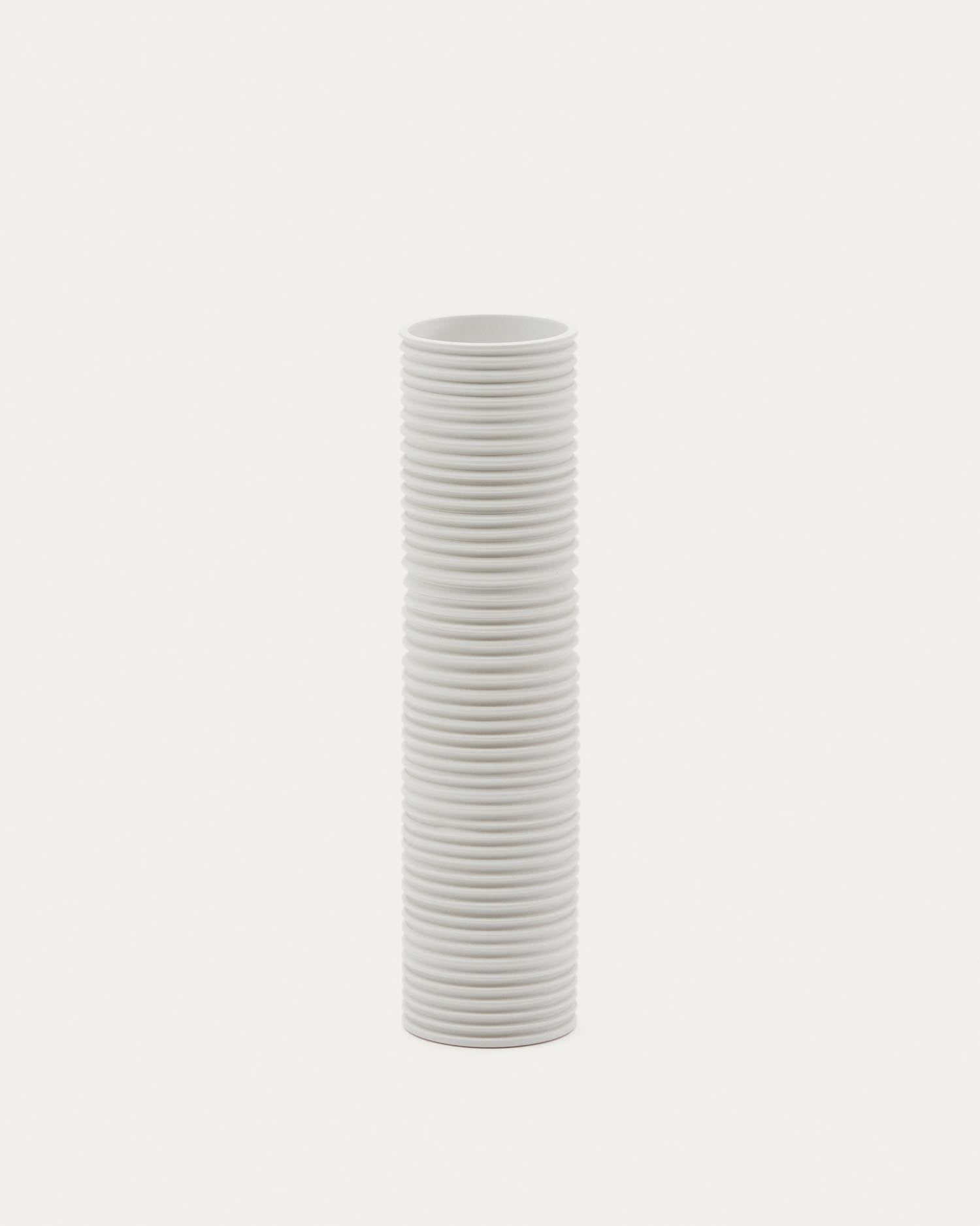 Sibone Keramikvase weiss 11 cm in Weiß präsentiert im Onlineshop von KAQTU Design AG. Vase ist von Kave Home