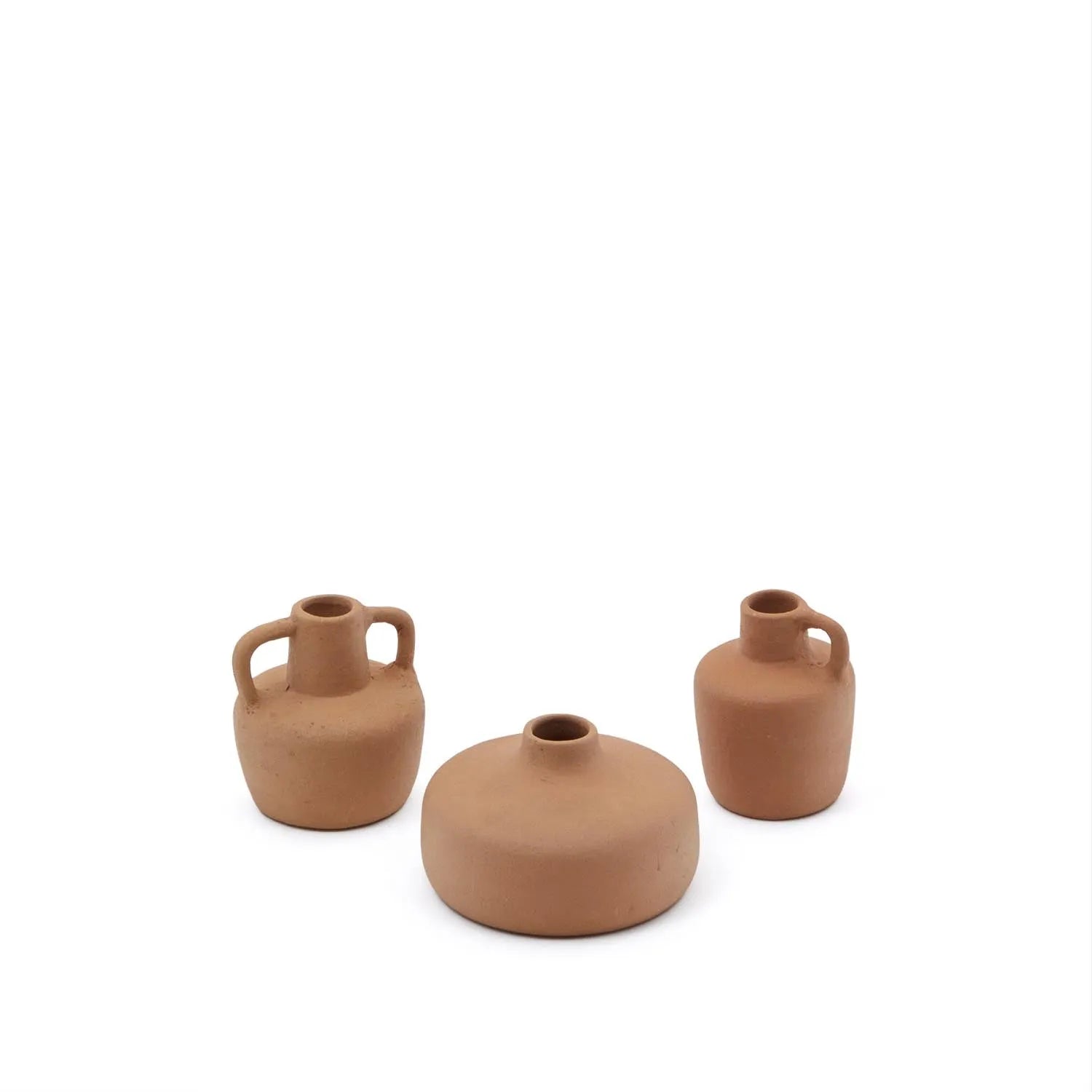 Sofra 3er Set Vasen aus Terrakotta 6 cm / 7 cm / 10 cm in Terrakotta präsentiert im Onlineshop von KAQTU Design AG. Vase ist von Kave Home