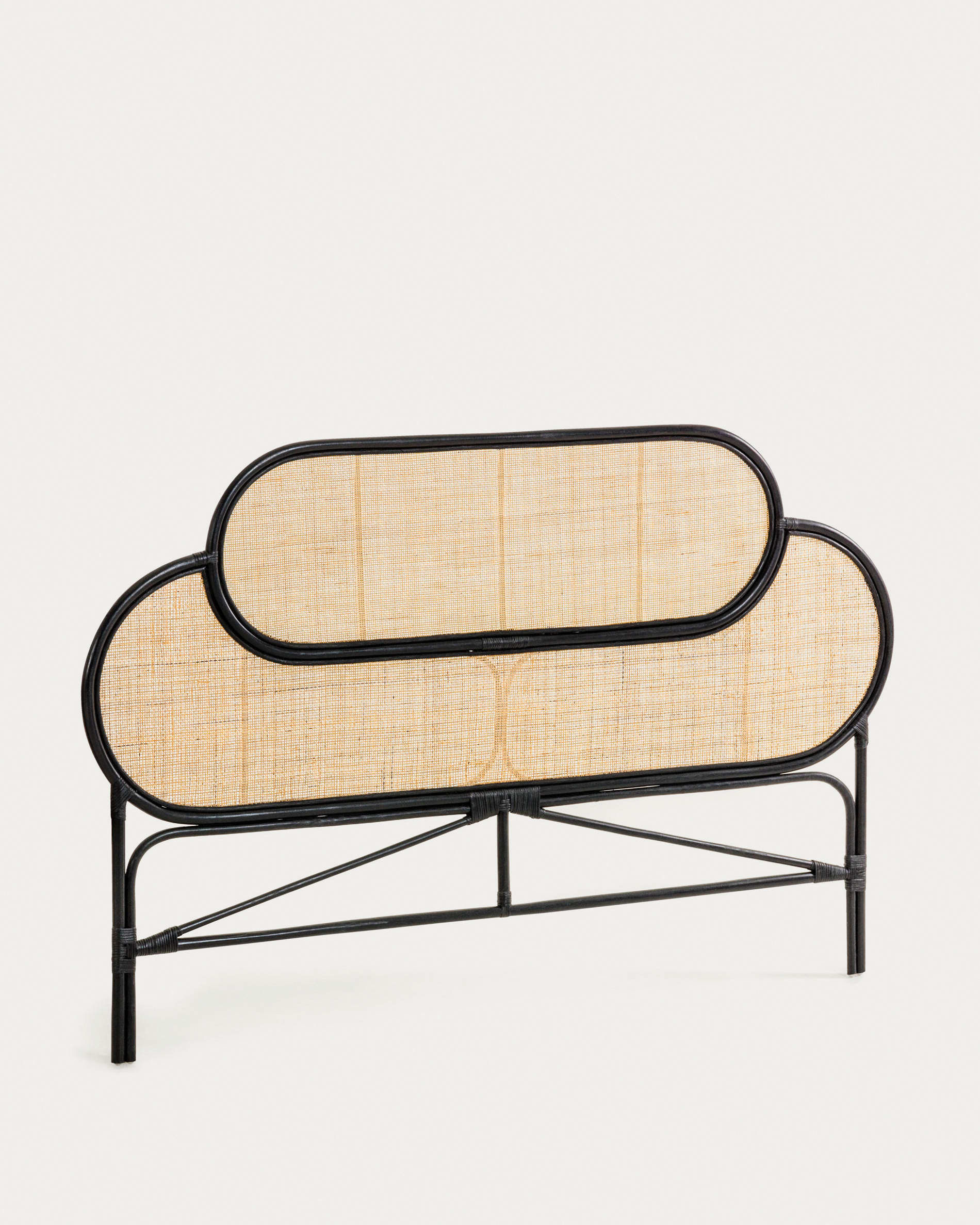 Lalita Bettkopfteil aus Rattan mit schwarzem Finish für Bett von 160 cm in Mehrfarbig präsentiert im Onlineshop von KAQTU Design AG. Zubehör Bett ist von Kave Home