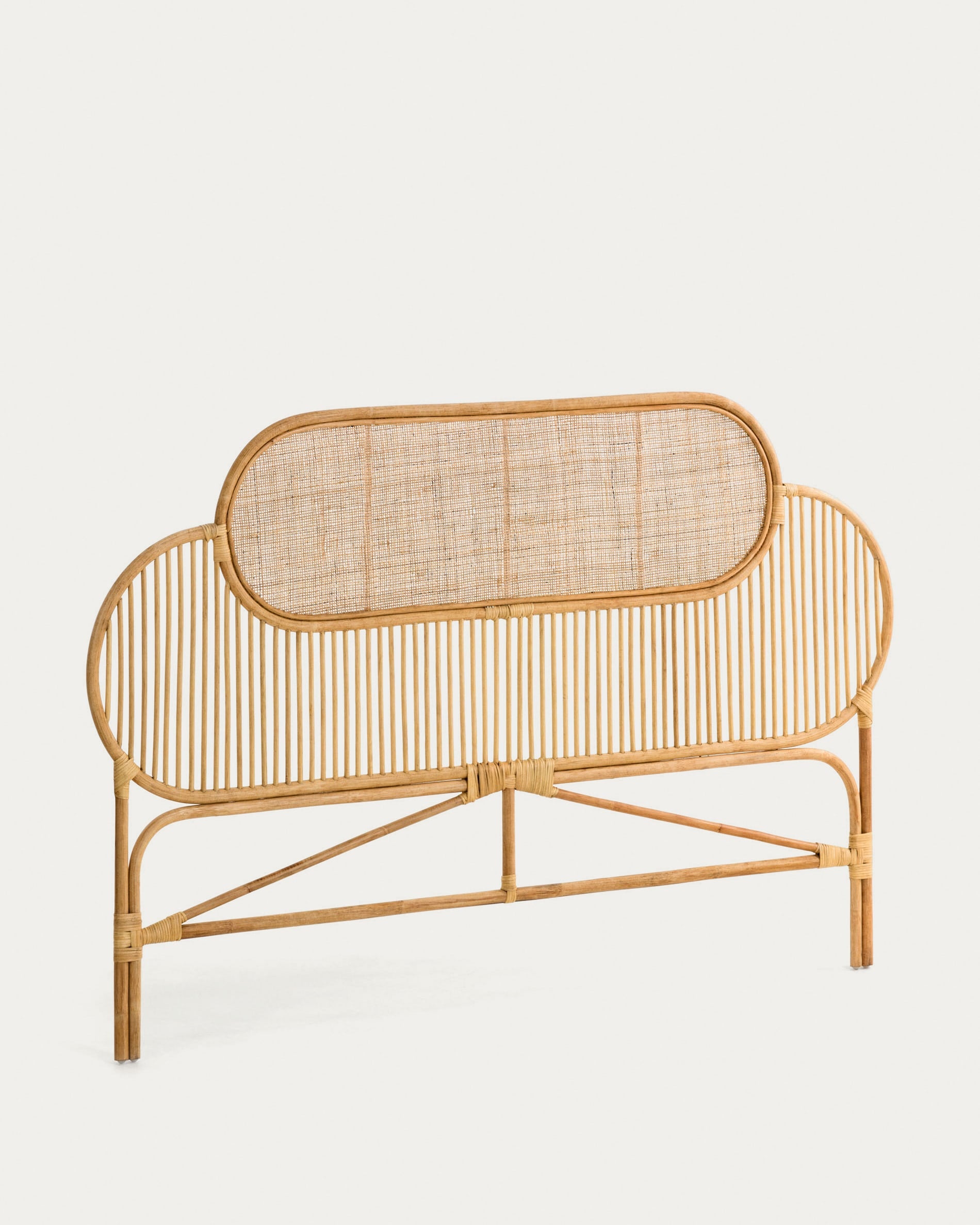 Lalita Bettkopfteil aus Rattan mit natürlichem Finish für Bett von 160 cm in Braun präsentiert im Onlineshop von KAQTU Design AG. Zubehör Bett ist von Kave Home