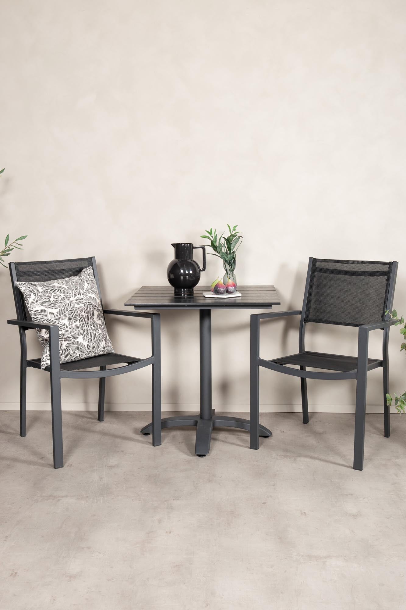 Colorado Cafétisch + 2 x Copacabana Arm Stuhl in Schwarz Schwarz präsentiert im Onlineshop von KAQTU Design AG. Esszimmerset ist von Venture Home