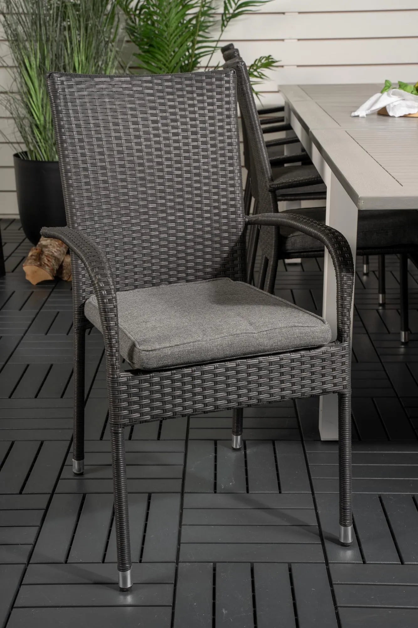 Albany Outdoor-Esstischset + Anna 224cm/8St. - KAQTU Design