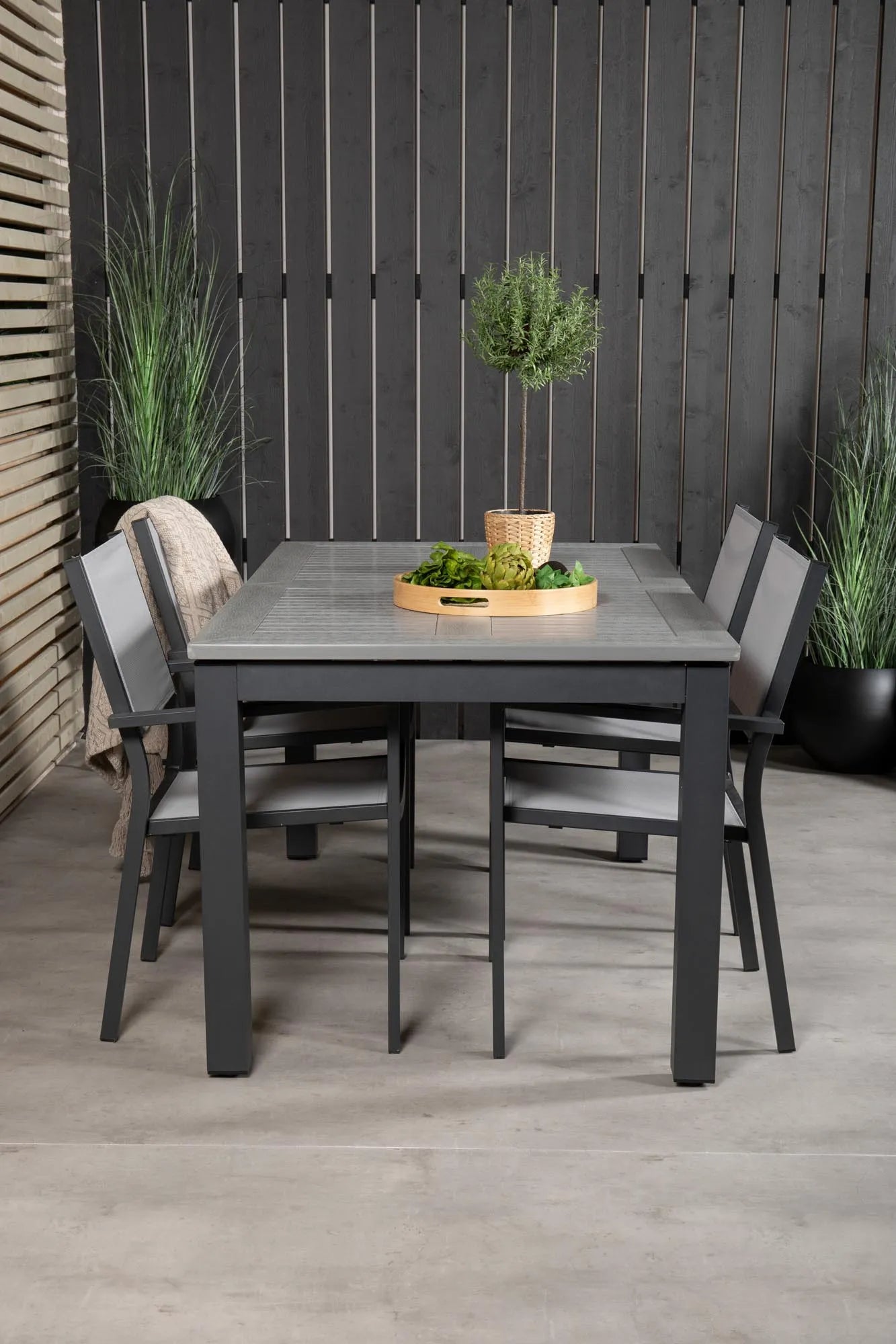 Albany Outdoor-Esstischset + Copacabana 152cm/4St. - KAQTU Design