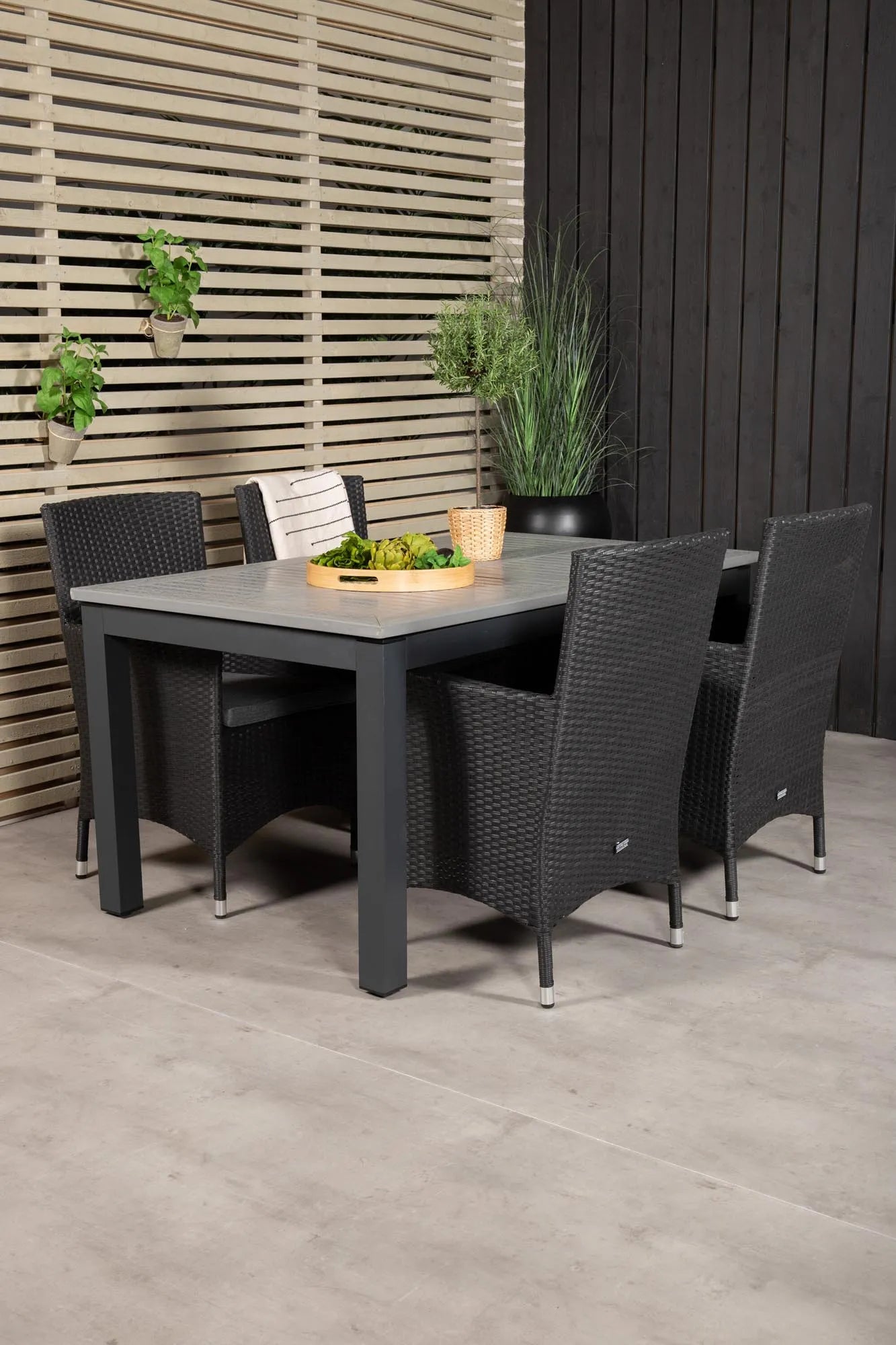 Albany Outdoor-Esstischset + Malin 152cm/4St. - KAQTU Design