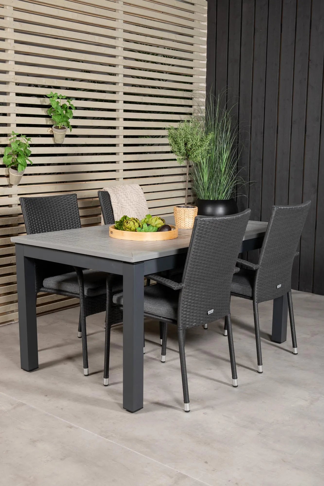 Albany Outdoor-Esstischset + Anna 152cm/4St. - KAQTU Design