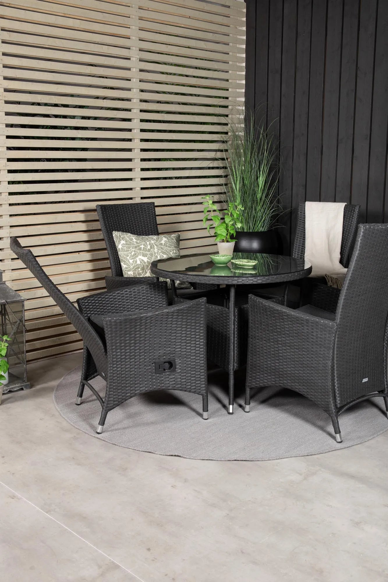 Volta Outdoor-Tischset + Padova ⌀90cm/4St. - KAQTU Design