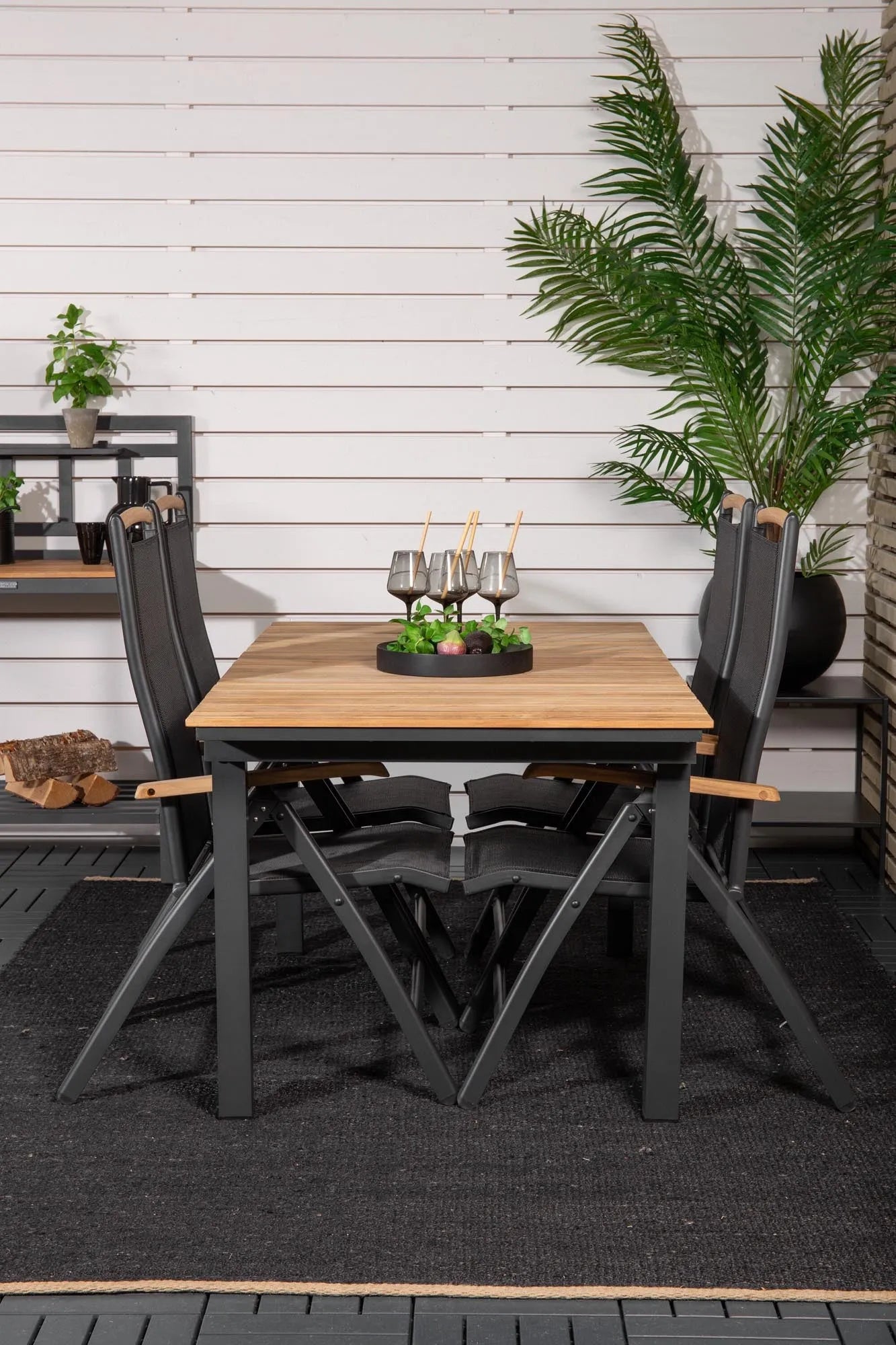 Mexico Rechteckiger Esstisch in Schwarz/Nature präsentiert im Onlineshop von KAQTU Design AG. Gartentischset ist von Venture Home