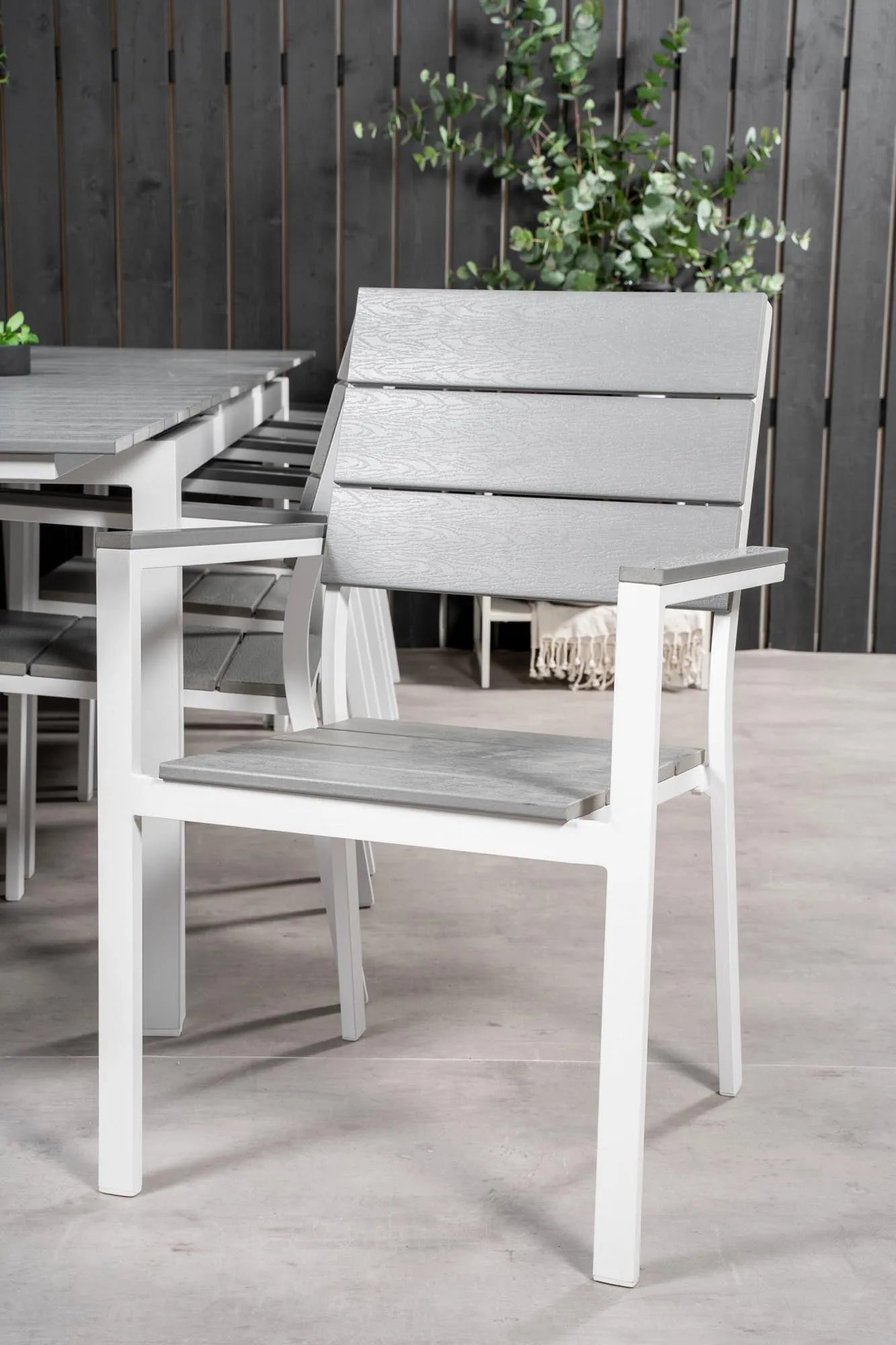 Levels Outdoor-Tischset 229cm/8St. - KAQTU Design