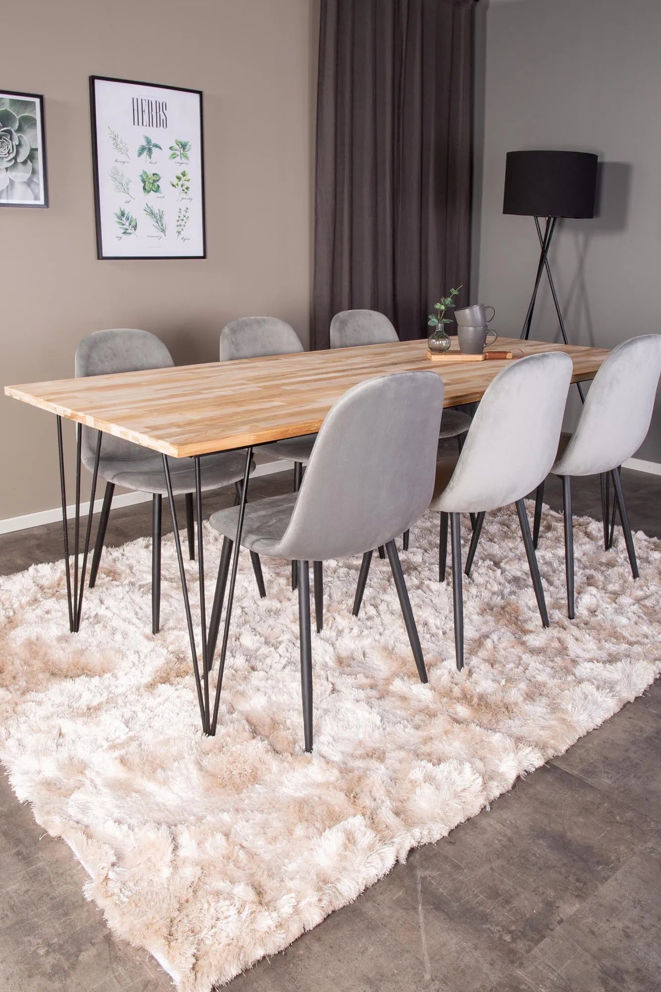 Bali Esszimmerset + Polar 200cm/6St. in Schwarzgrau präsentiert im Onlineshop von KAQTU Design AG. Esszimmerset ist von Venture Home