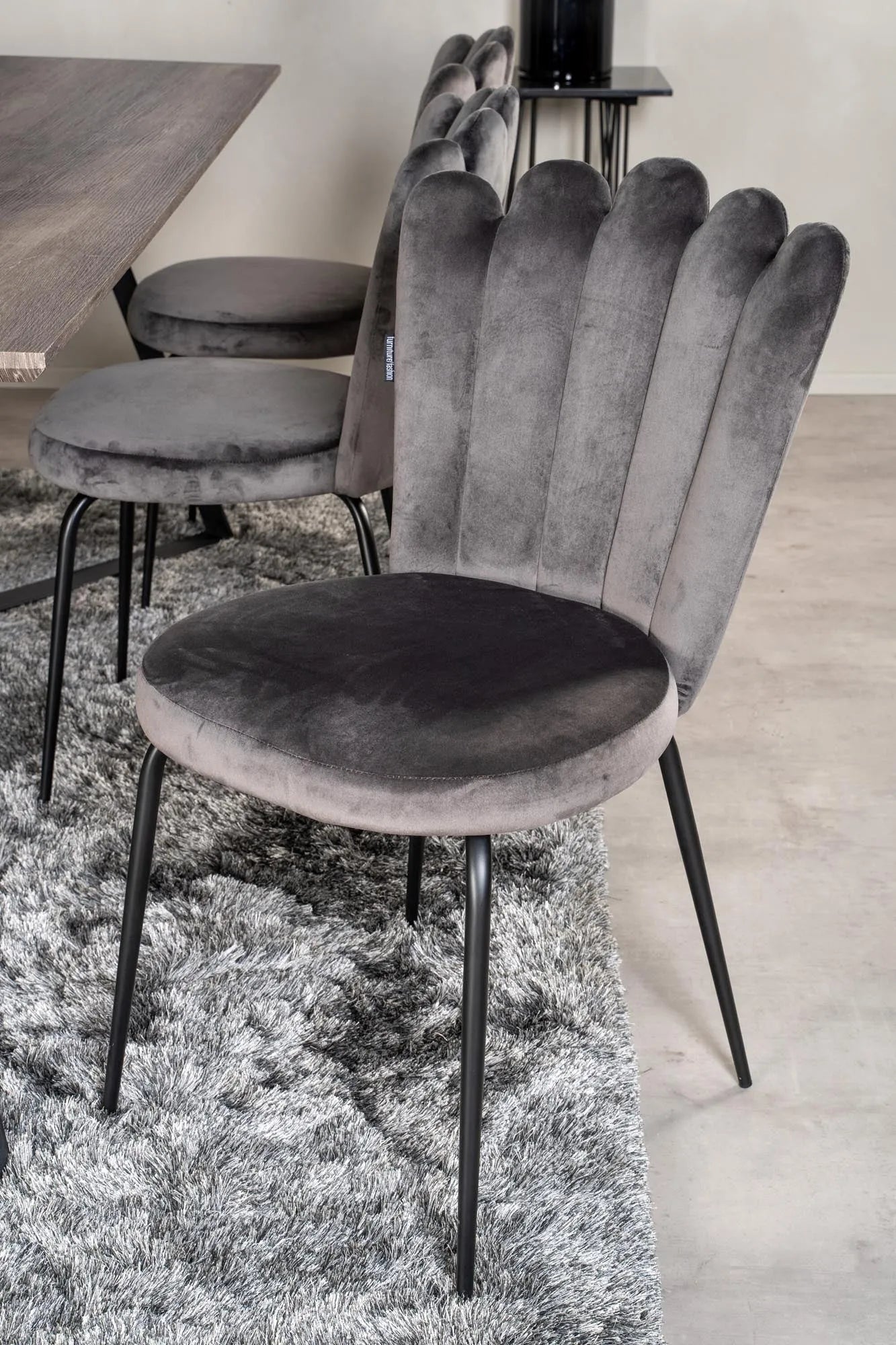 Marina Esszimmerset Limham 180cm/6St. in Schwarzgrau präsentiert im Onlineshop von KAQTU Design AG. Esszimmerset ist von Venture Home