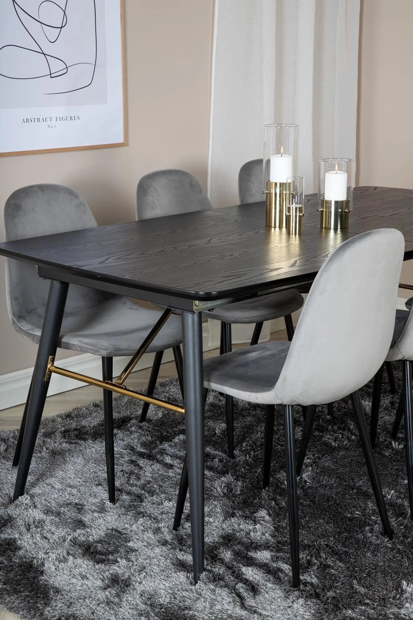 Gold Esszimmerset ausziehbar + Polar  Dining 180cm/6St. in Schwarz präsentiert im Onlineshop von KAQTU Design AG. Esszimmerset ist von Venture Home