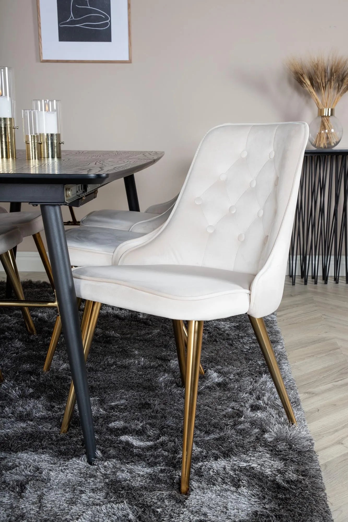 Gold Esszimmerset ausziehbar + Velvet Deluxe 180cm/6St. in Beige, Gold präsentiert im Onlineshop von KAQTU Design AG. Esszimmerset ist von Venture Home