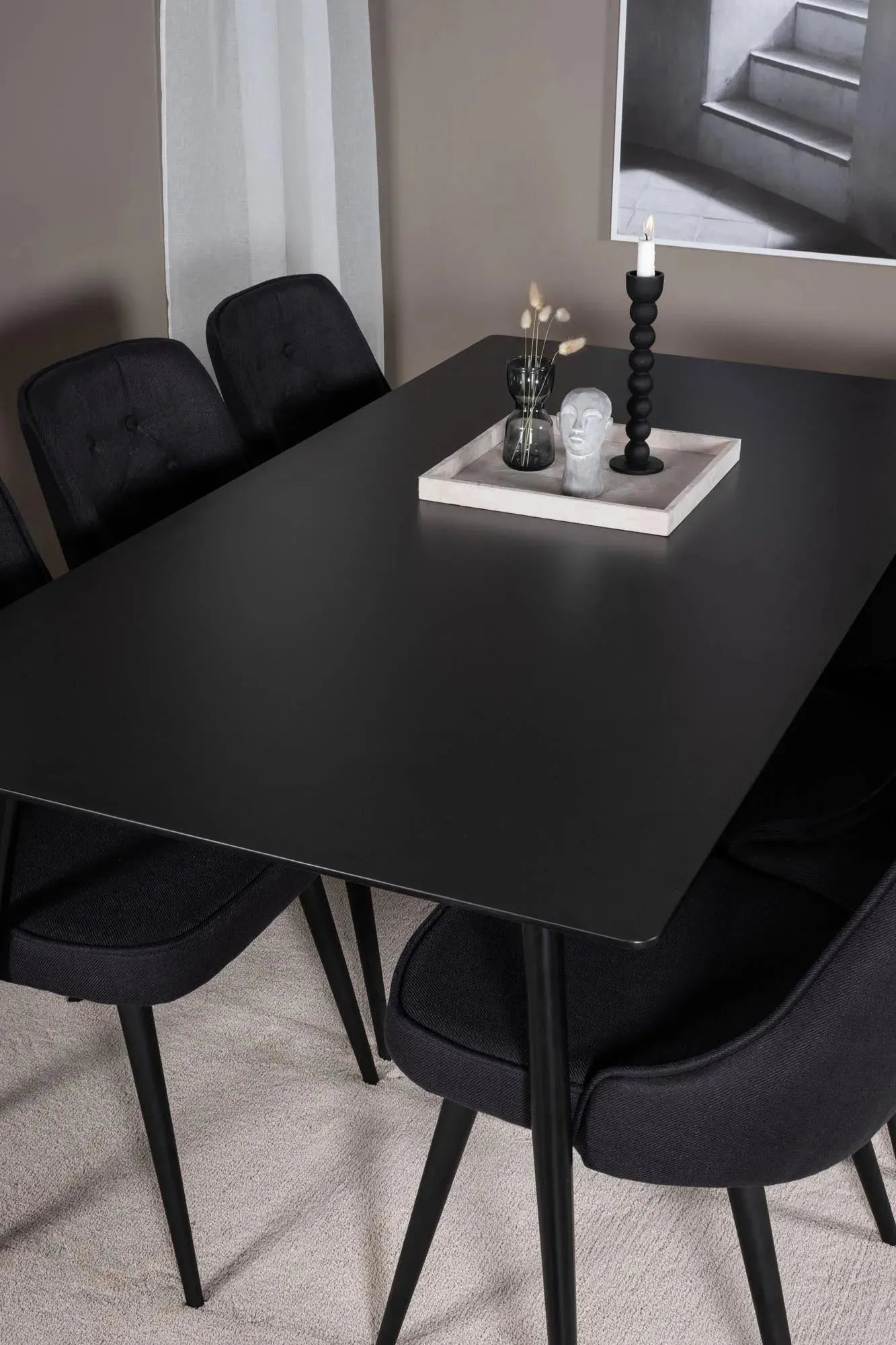 Silar Esszimmerset + Velvet Deluxe 180cm/6St. in Schwarz präsentiert im Onlineshop von KAQTU Design AG. Esszimmerset ist von Venture Home