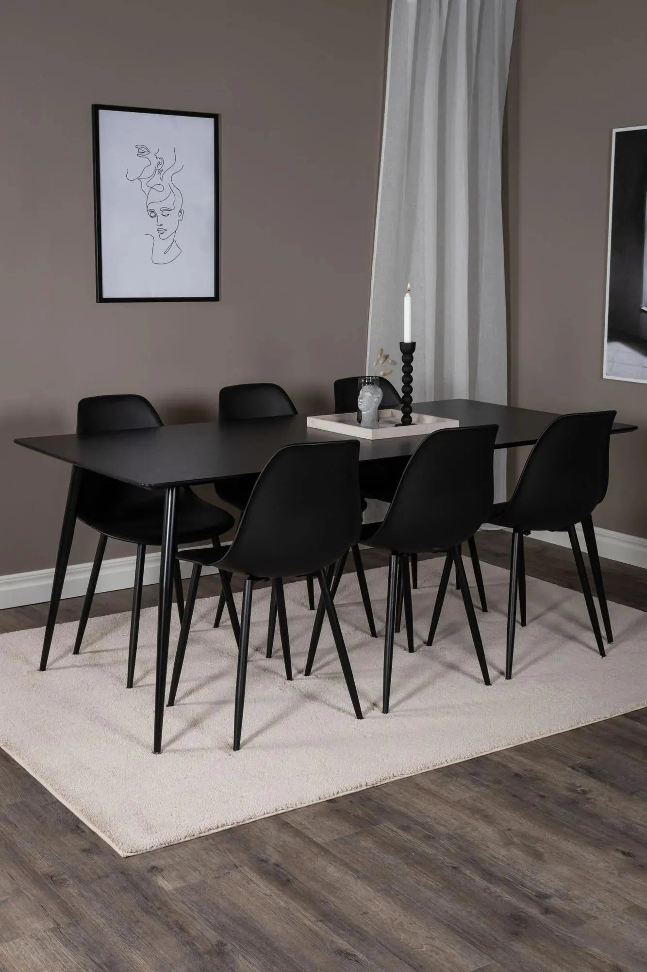 Silar Esszimmerset + Polar 180cm/6St. in Schwarz präsentiert im Onlineshop von KAQTU Design AG. Esszimmerset ist von Venture Home