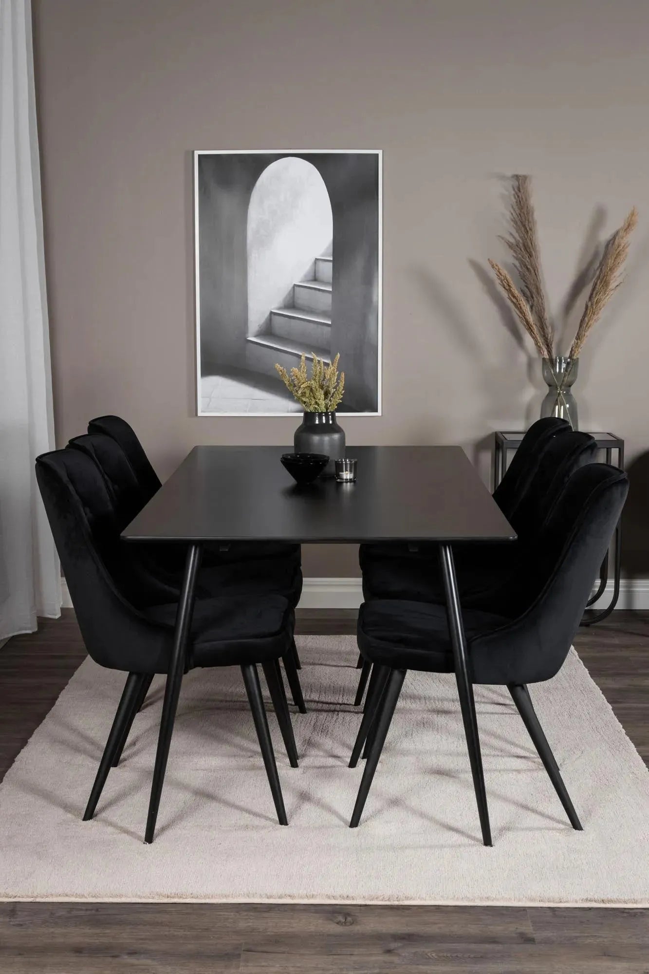 Silar Esszimmerset + Velvet Deluxe 180cm/6St. in Schwarz präsentiert im Onlineshop von KAQTU Design AG. Esszimmerset ist von Venture Home