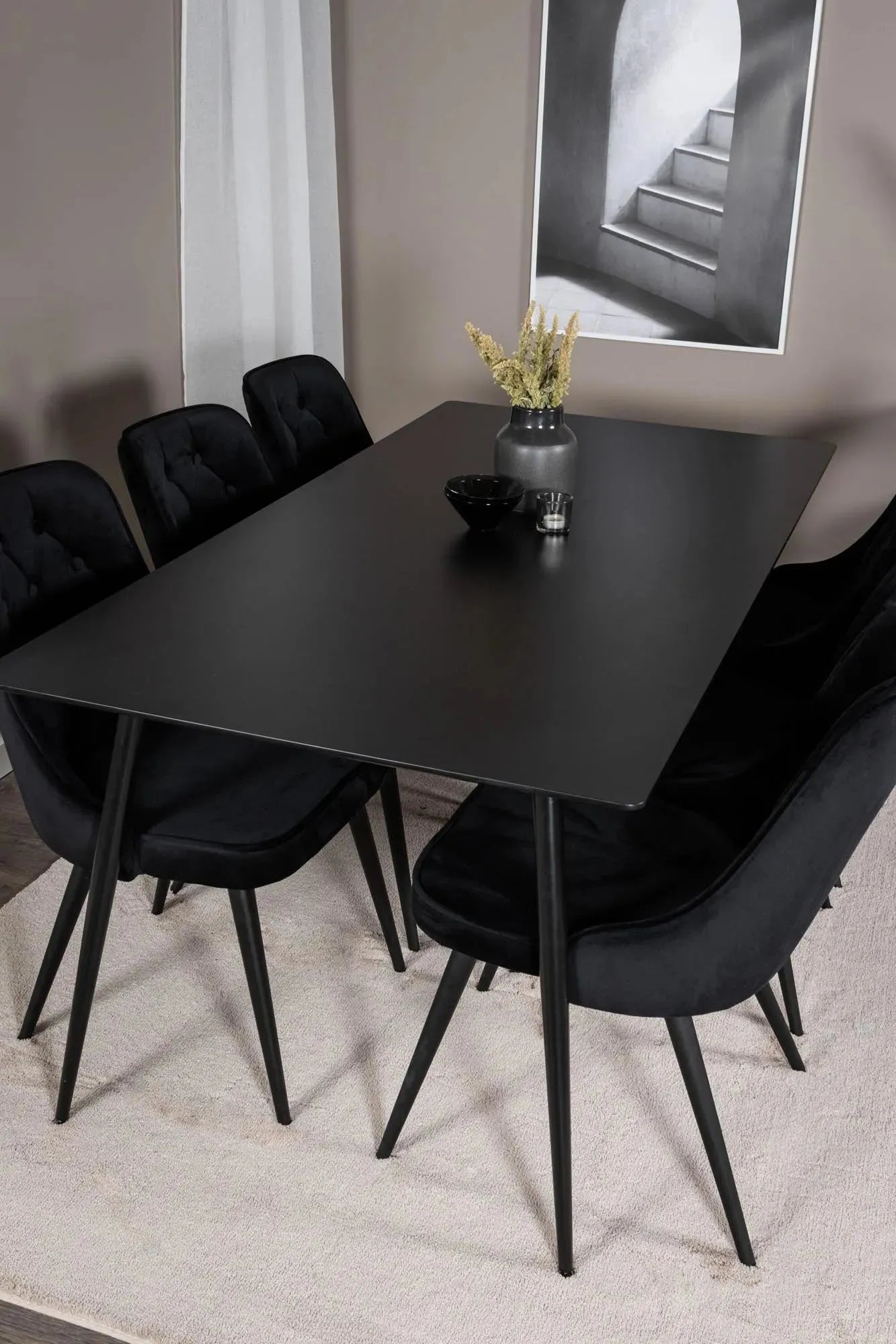 Silar Esszimmerset + Velvet Deluxe 180cm/6St. in Schwarz präsentiert im Onlineshop von KAQTU Design AG. Esszimmerset ist von Venture Home