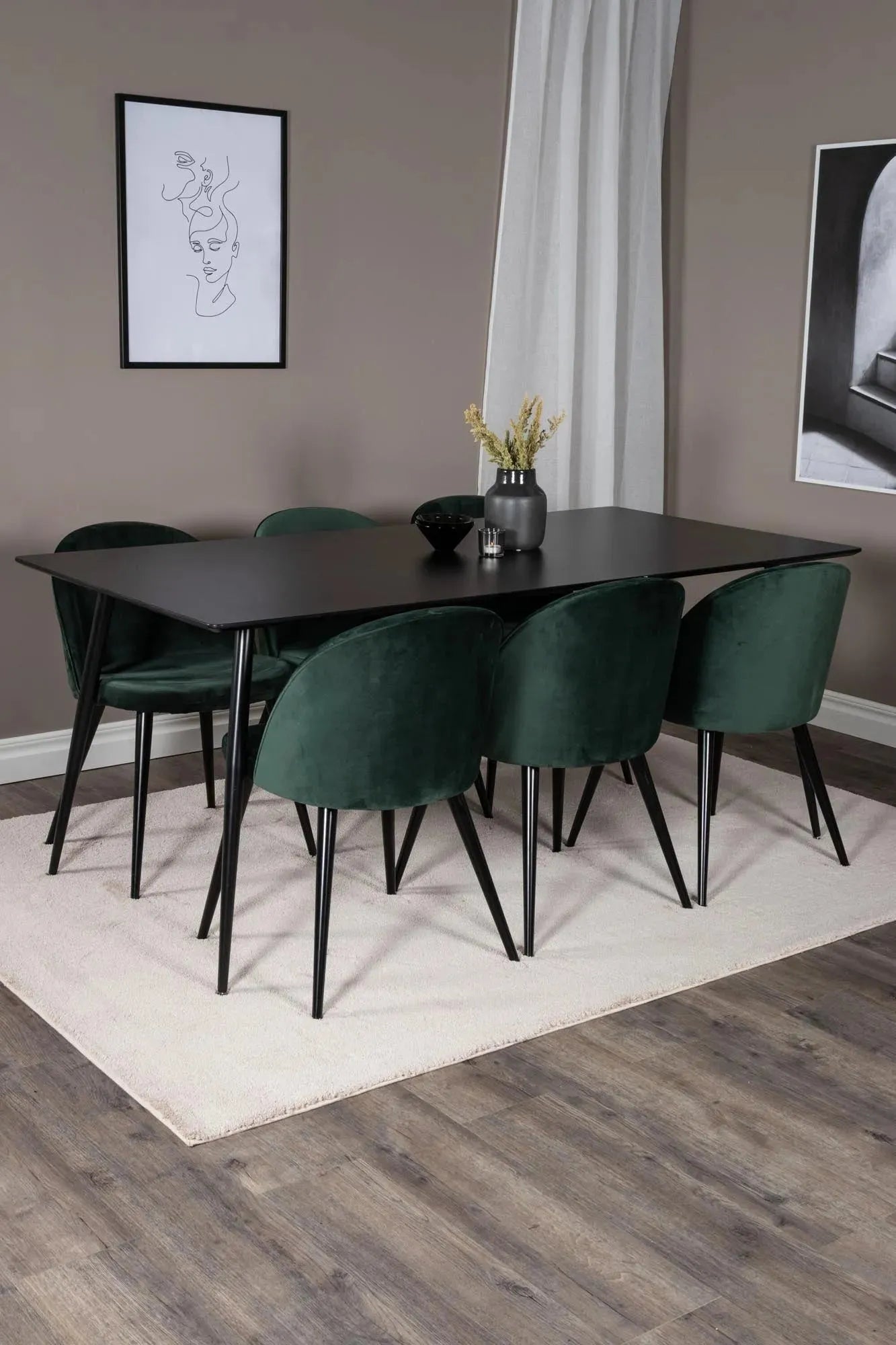 Silar Esszimmerset + Velvet 180cm/6St. in Schwarz / Beige präsentiert im Onlineshop von KAQTU Design AG. Esszimmerset ist von Venture Home