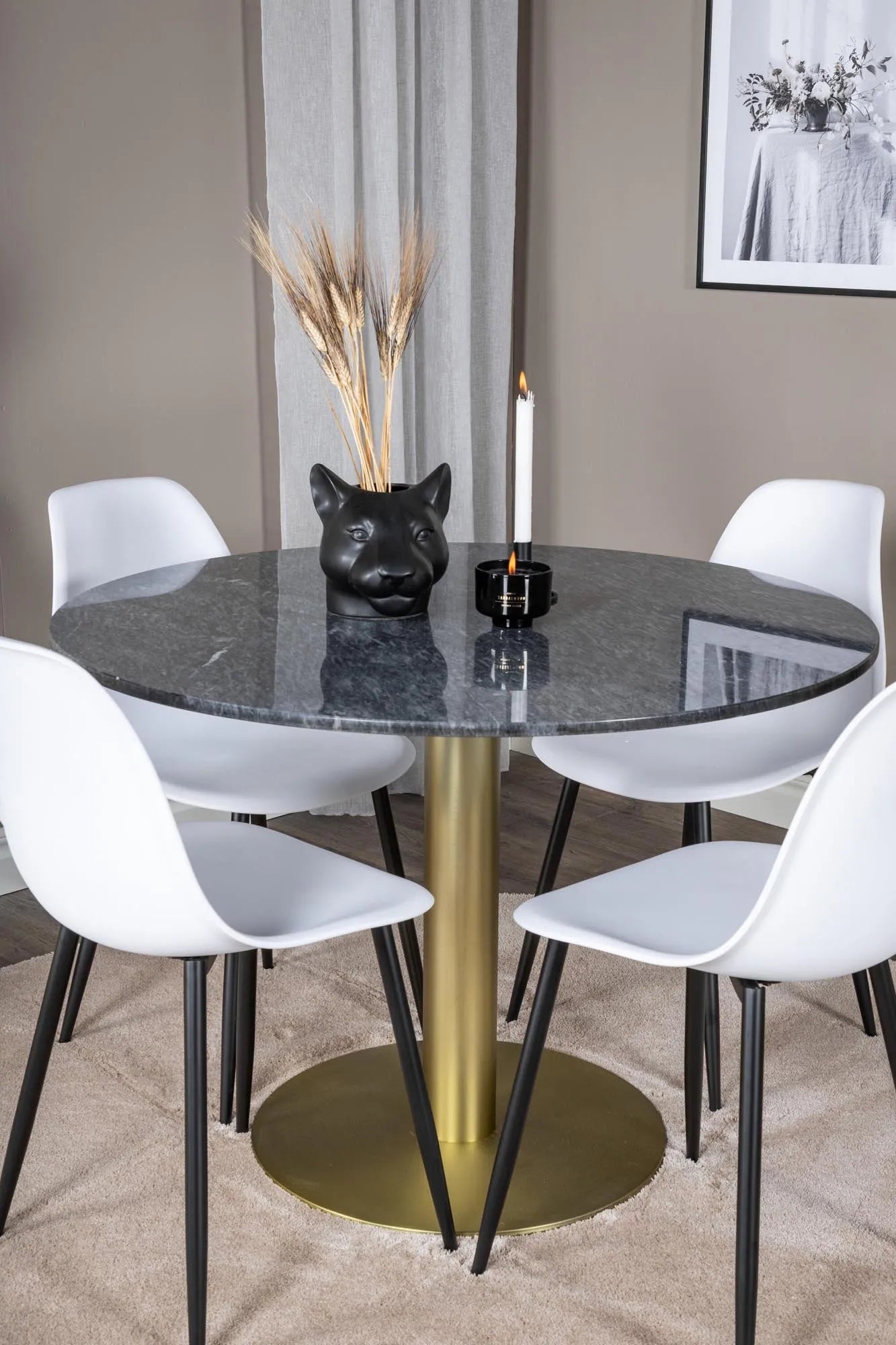 Estelle Esszimmerset + Polar ⌀106cm/4St. in Schwarz-Weiss präsentiert im Onlineshop von KAQTU Design AG. Esszimmerset ist von Venture Home